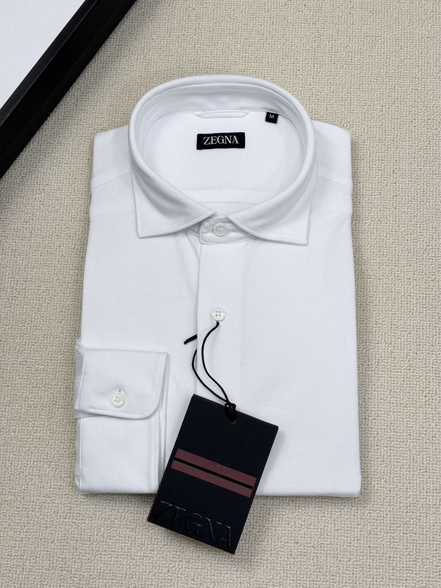 强势上新，新款不断！！！新款衬衫，高级面料高级做工，顶级品质！！！S一XXLS穿125左右m穿140左右