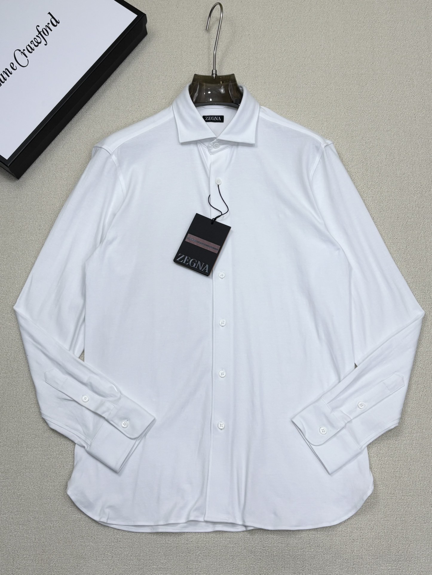 强势上新，新款不断！！！新款衬衫，高级面料高级做工，顶级品质！！！S一XXLS穿125左右m穿140左右