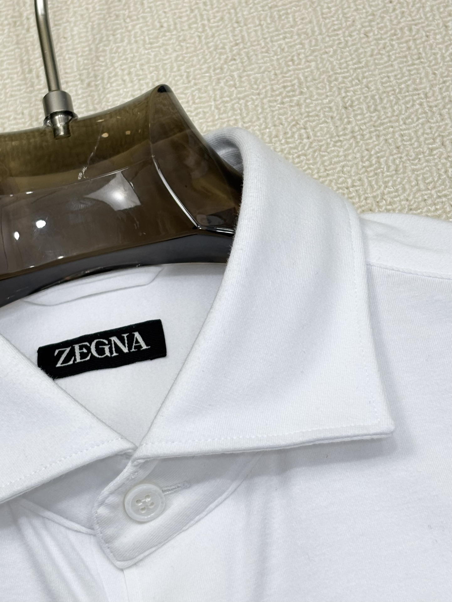 强势上新，新款不断！！！新款衬衫，高级面料高级做工，顶级品质！！！S一XXLS穿125左右m穿140左右