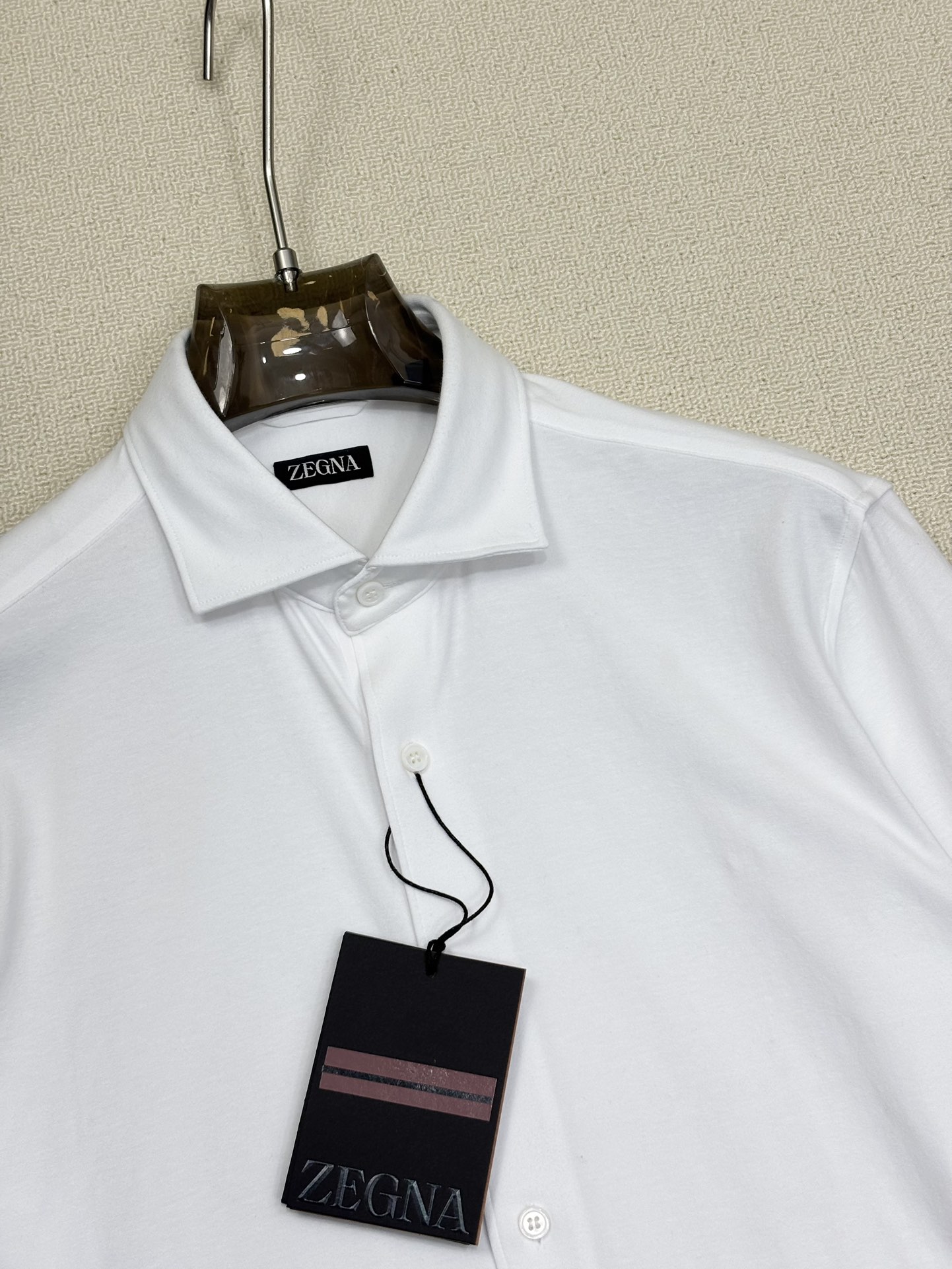 强势上新，新款不断！！！新款衬衫，高级面料高级做工，顶级品质！！！S一XXLS穿125左右m穿140左右