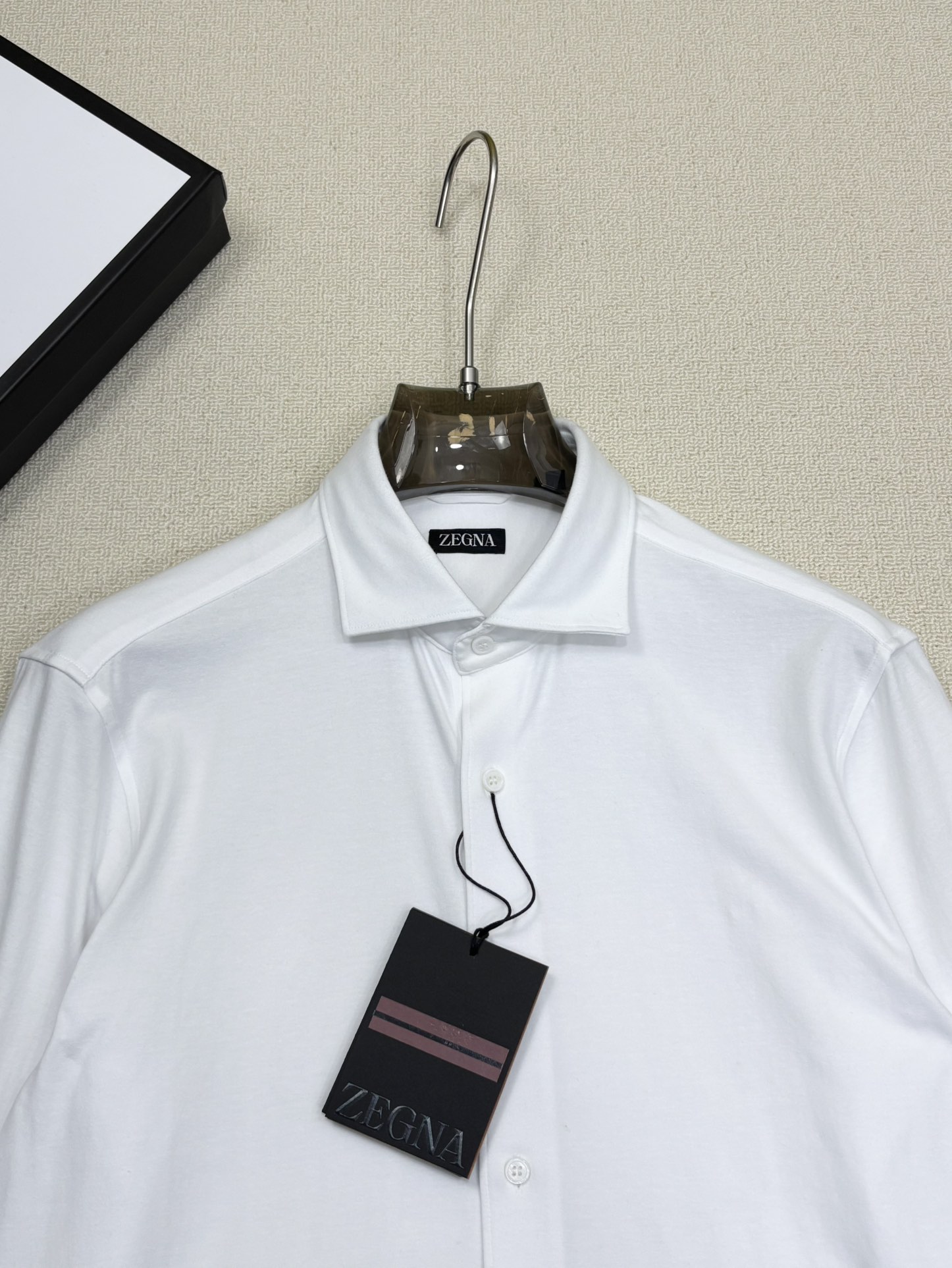 强势上新，新款不断！！！新款衬衫，高级面料高级做工，顶级品质！！！S一XXLS穿125左右m穿140左右