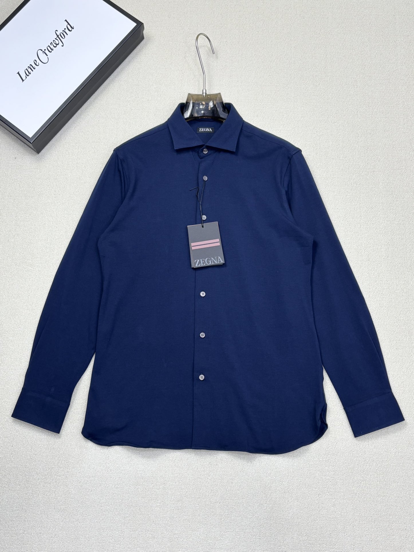 强势上新，新款不断！！！新款衬衫，高级面料高级做工，顶级品质！！！S一XXLS穿125左右m穿140左右