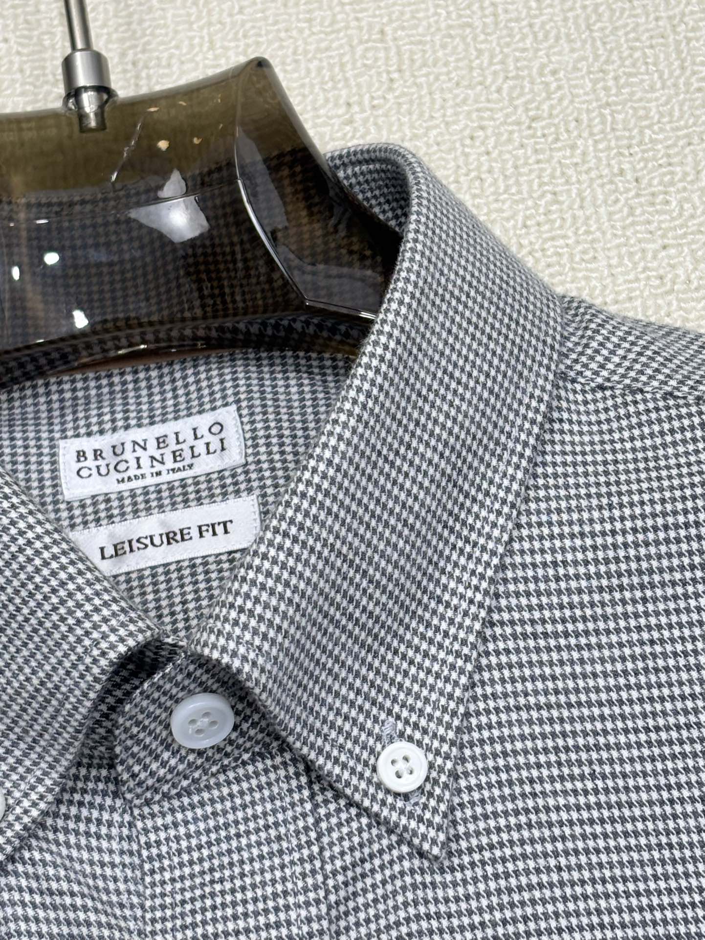 强势上新，新款不断！！！新款衬衫，高级面料高级做工，顶级品质！！！S一XXLS穿125左右m穿140左右