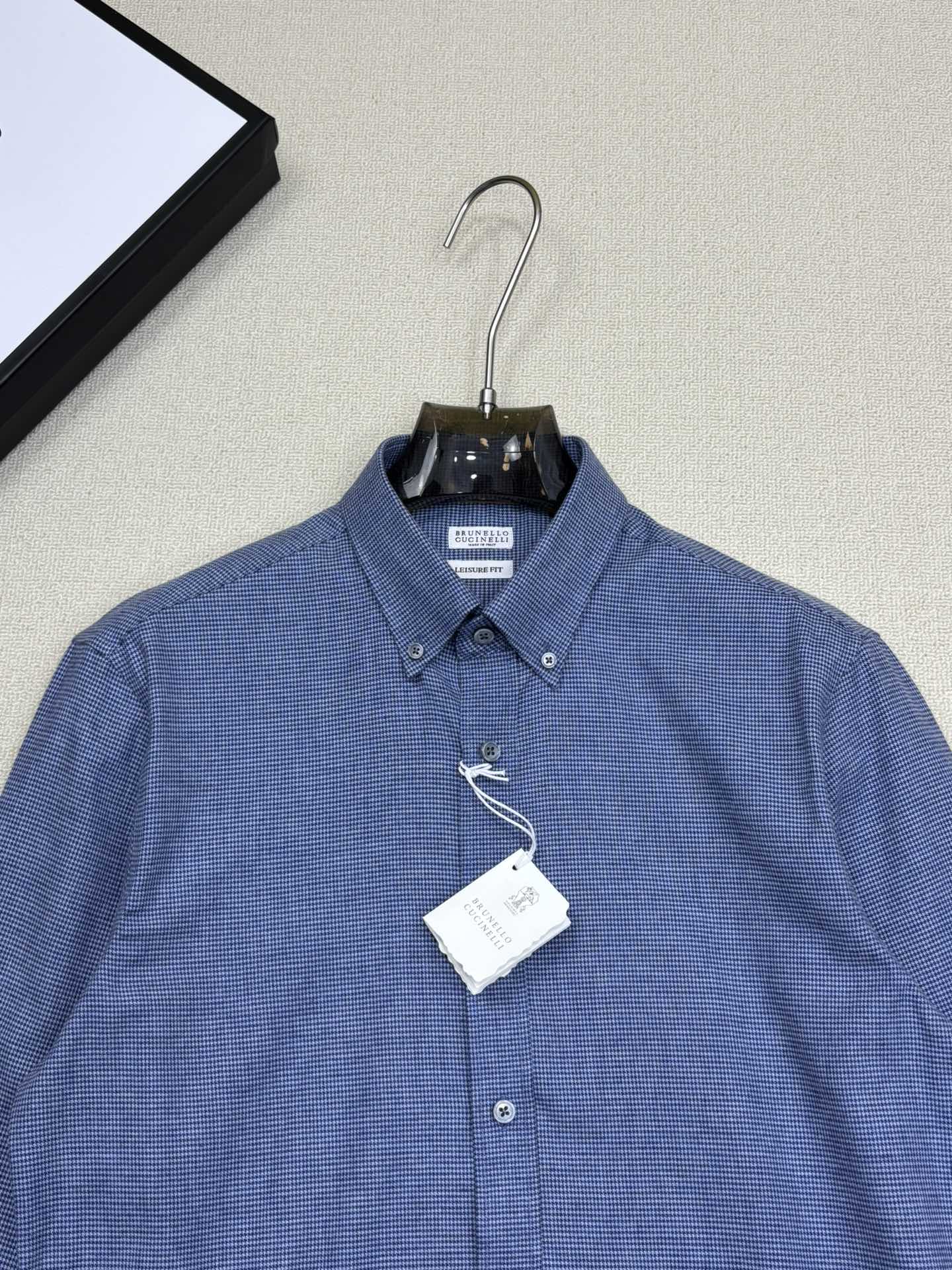 强势上新，新款不断！！！新款衬衫，高级面料高级做工，顶级品质！！！S一XXLS穿125左右m穿140左右