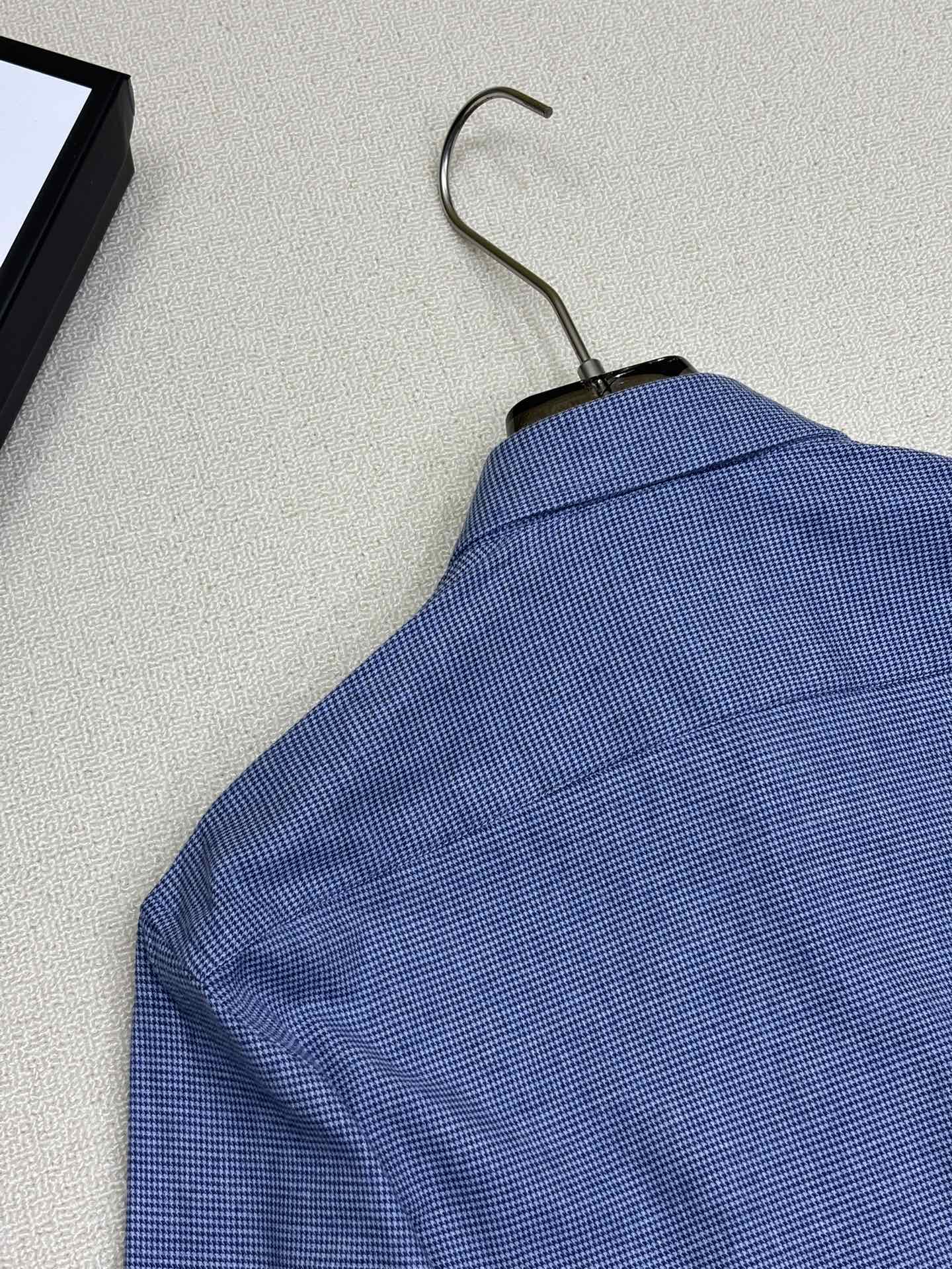 强势上新，新款不断！！！新款衬衫，高级面料高级做工，顶级品质！！！S一XXLS穿125左右m穿140左右