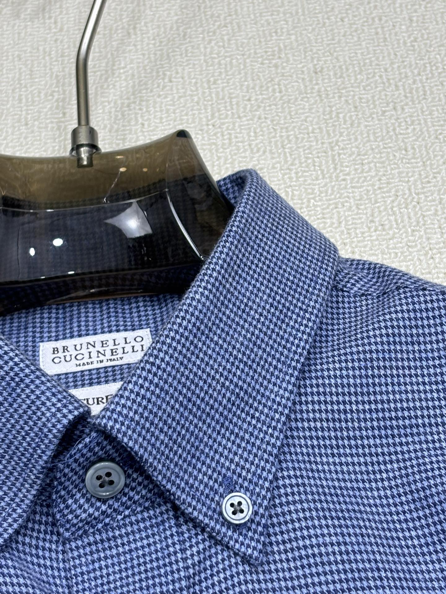 强势上新，新款不断！！！新款衬衫，高级面料高级做工，顶级品质！！！S一XXLS穿125左右m穿140左右