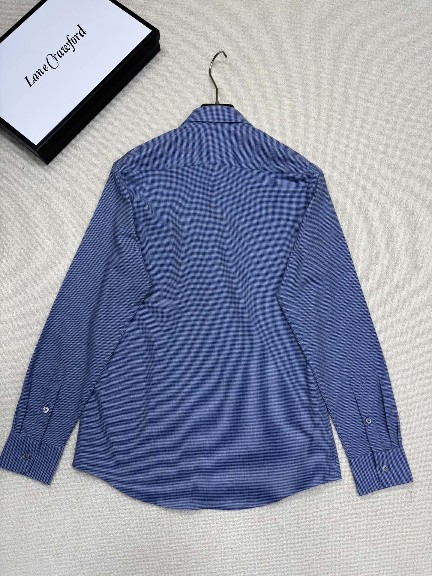 强势上新，新款不断！！！新款衬衫，高级面料高级做工，顶级品质！！！S一XXLS穿125左右m穿140左右