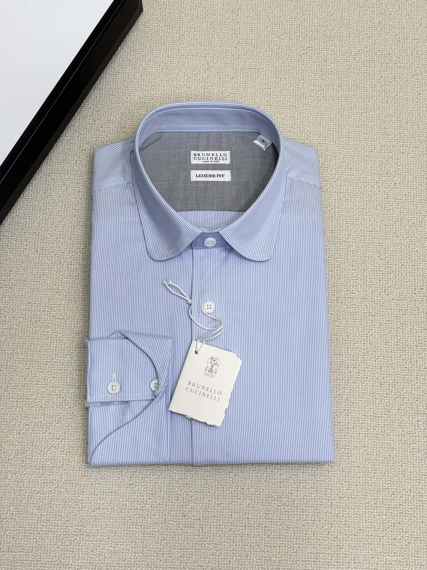 强势上新，新款不断！！！新款衬衫，高级面料高级做工，顶级品质！！！S一XXLS穿125左右m穿140左右