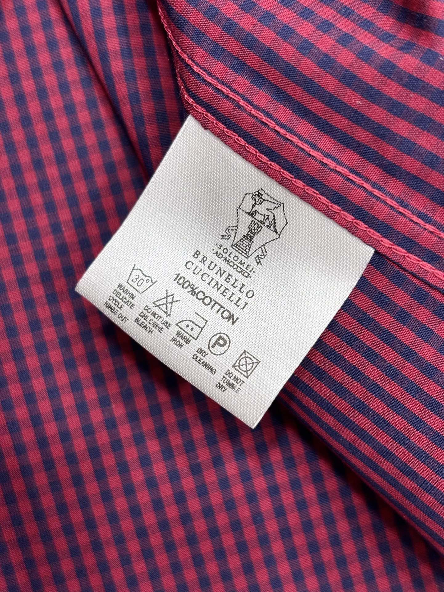 强势上新，新款不断！！！新款衬衫，高级面料高级做工，顶级品质！！！S一XXLS穿125左右m穿140左右