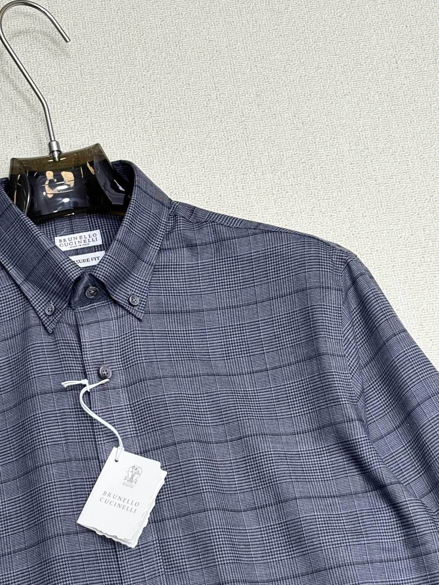 强势上新，新款不断！！！新款衬衫，高级面料高级做工，顶级品质！！！S一XXLS穿125左右m穿140左右