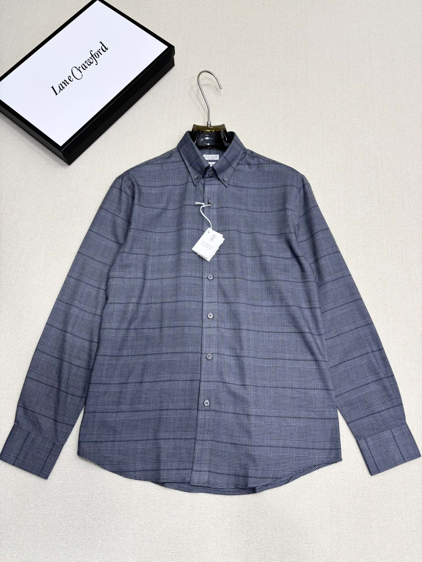 强势上新，新款不断！！！新款衬衫，高级面料高级做工，顶级品质！！！S一XXLS穿125左右m穿140左右