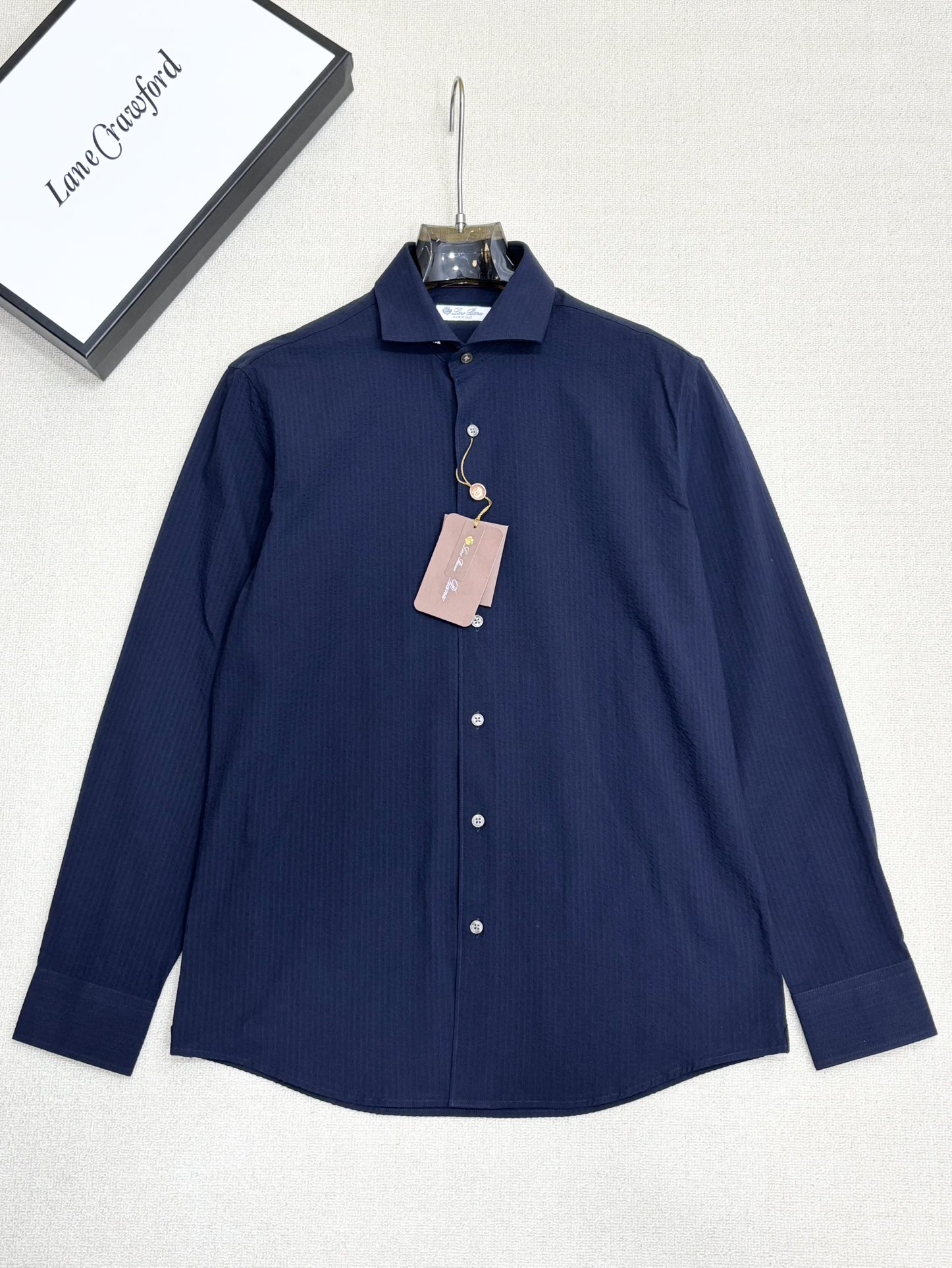 强势上新，新款不断！！！新款衬衫，高级面料高级做工，顶级品质！！！S一XXLS穿125左右m穿140左右