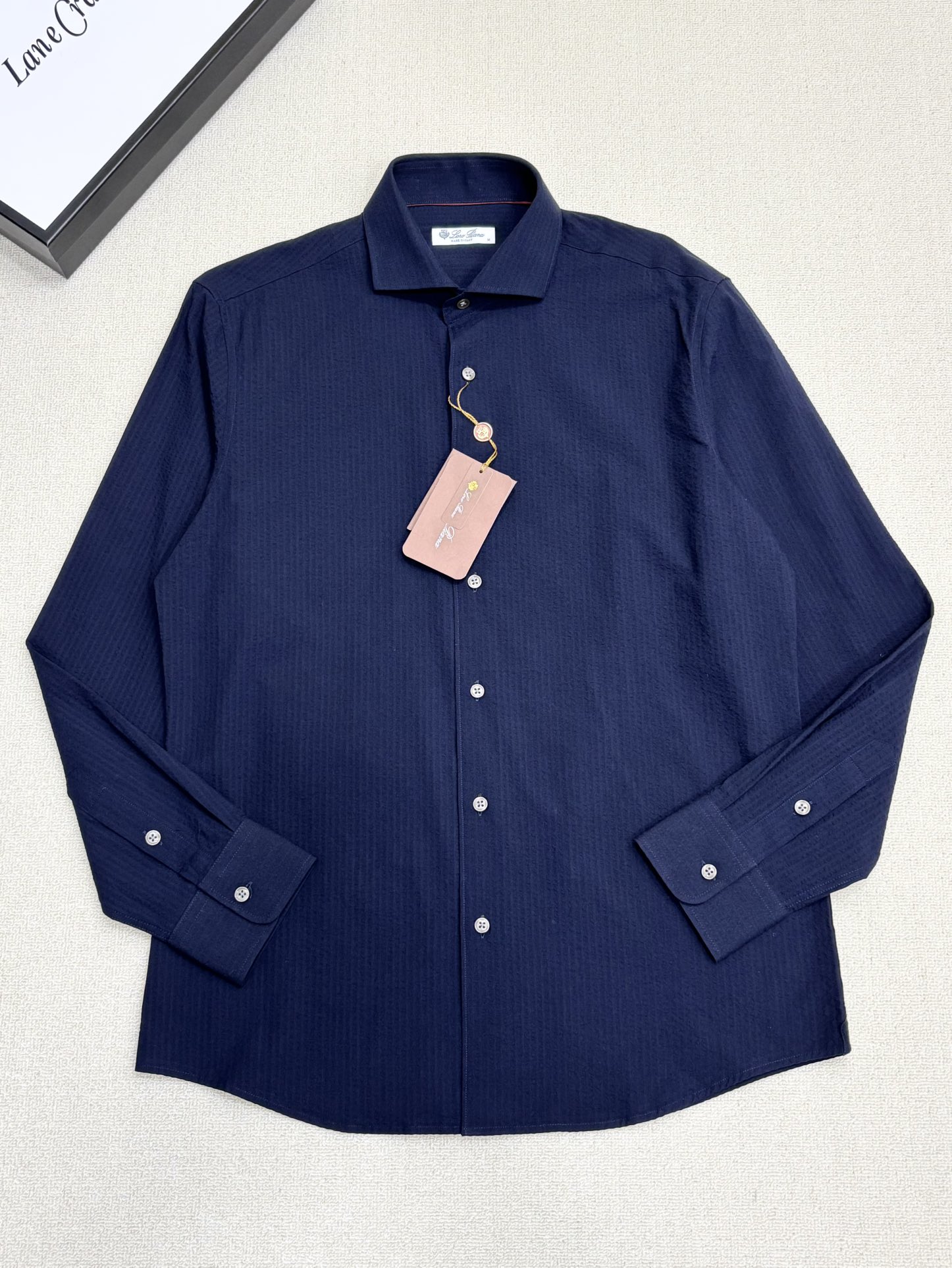 强势上新，新款不断！！！新款衬衫，高级面料高级做工，顶级品质！！！S一XXLS穿125左右m穿140左右