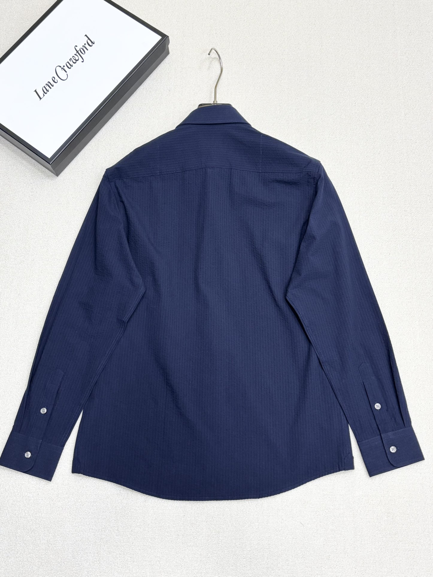 强势上新，新款不断！！！新款衬衫，高级面料高级做工，顶级品质！！！S一XXLS穿125左右m穿140左右