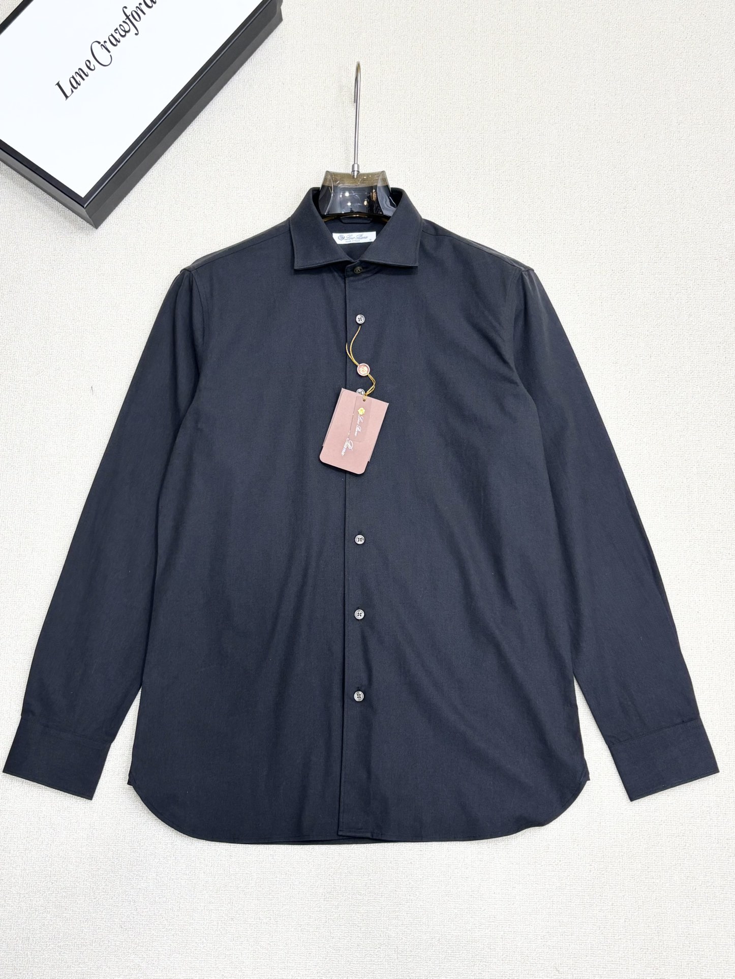 强势上新，新款不断！！！新款衬衫，高级面料高级做工，顶级品质！！！S一XXLS穿125左右m穿140左右