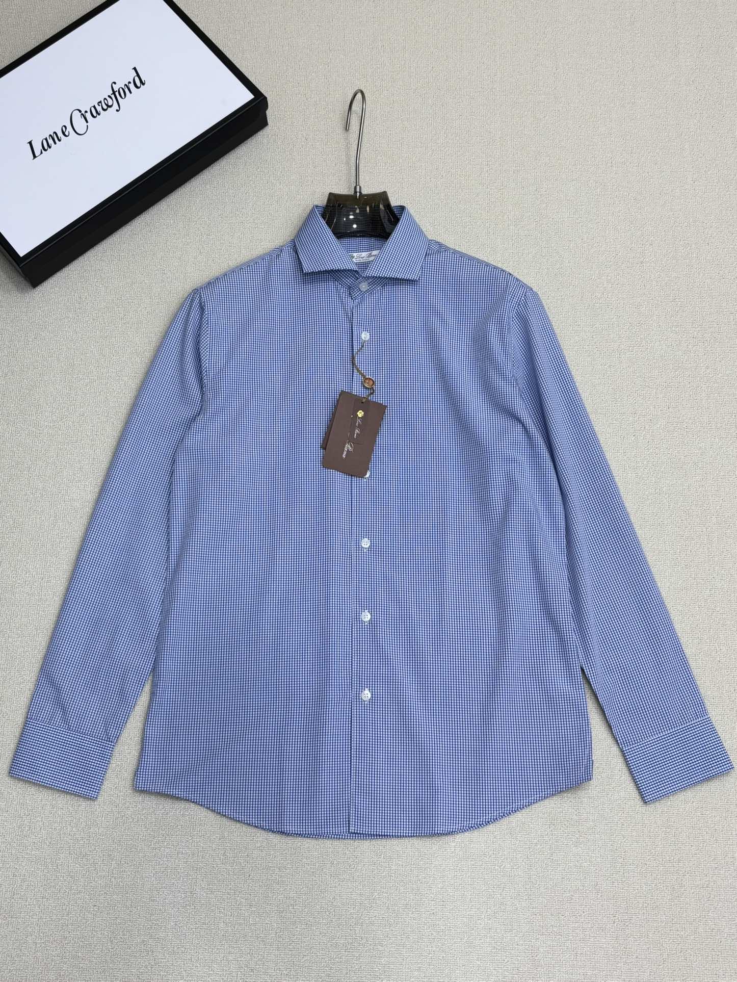 强势上新，新款不断！！！新款衬衫，高级面料高级做工，顶级品质！！！S一XXLS穿125左右m穿140左右