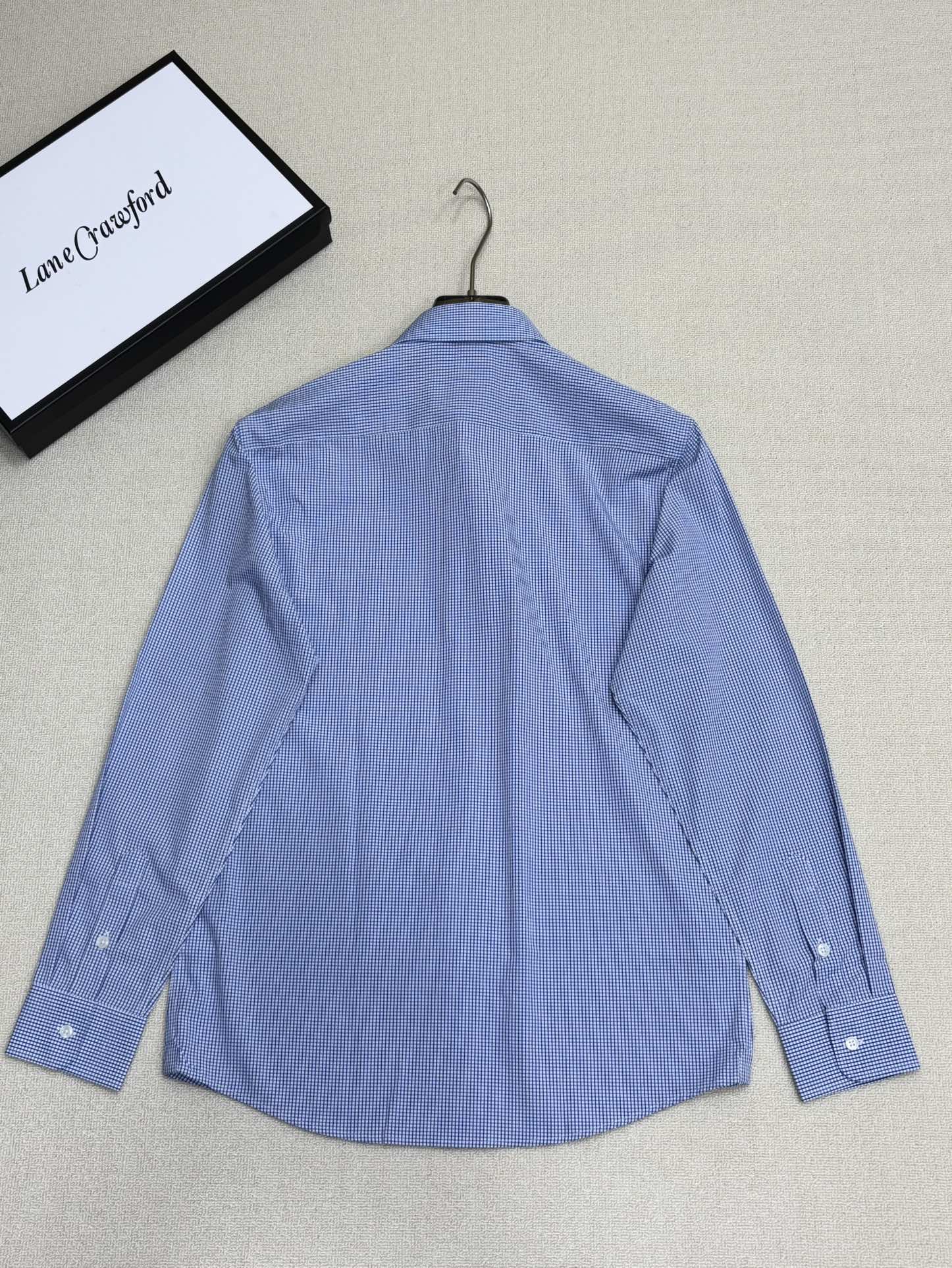 强势上新，新款不断！！！新款衬衫，高级面料高级做工，顶级品质！！！S一XXLS穿125左右m穿140左右