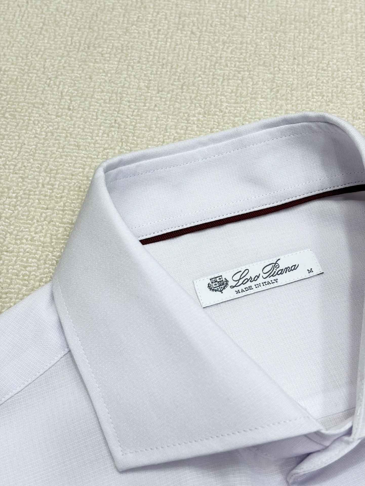 强势上新，新款不断！！！新款衬衫，高级面料高级做工，顶级品质！！！S一XXLS穿125左右m穿140左右