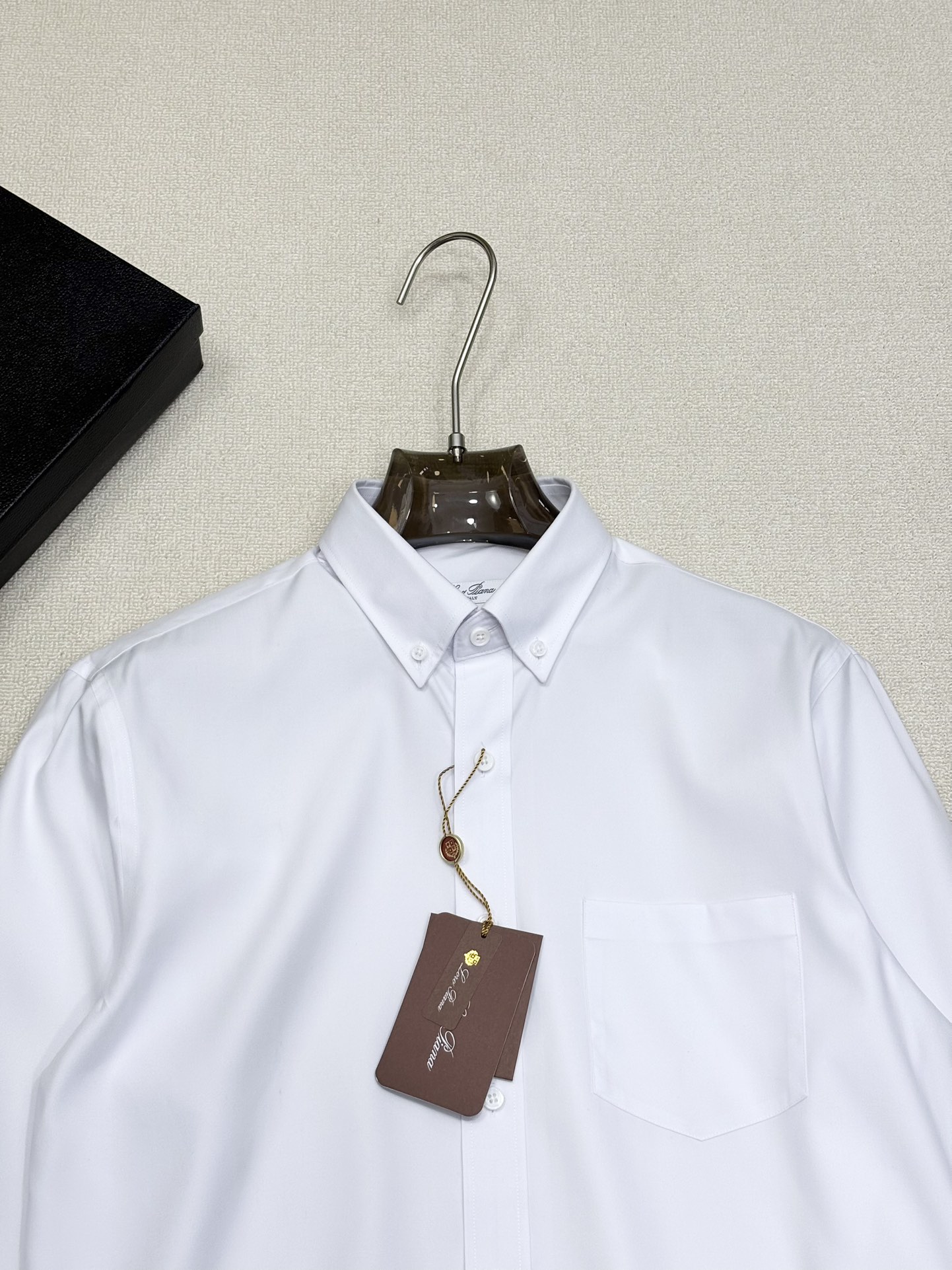 强势上新，新款不断！！！新款衬衫，高级面料高级做工，顶级品质！！！S一XXLS穿125左右m穿140左右