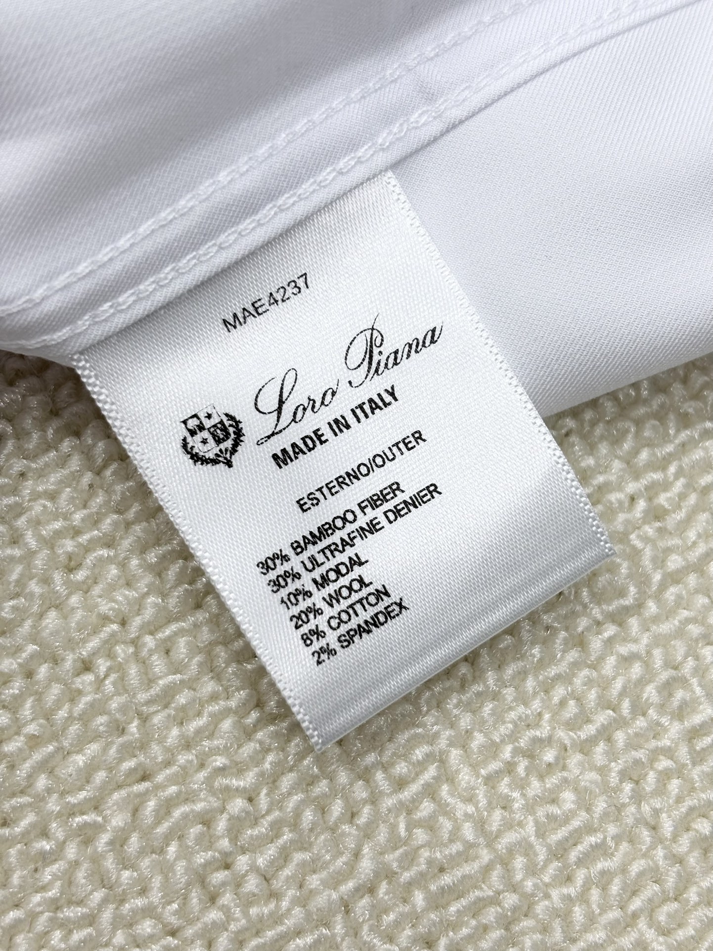 强势上新，新款不断！！！新款衬衫，高级面料高级做工，顶级品质！！！S一XXLS穿125左右m穿140左右