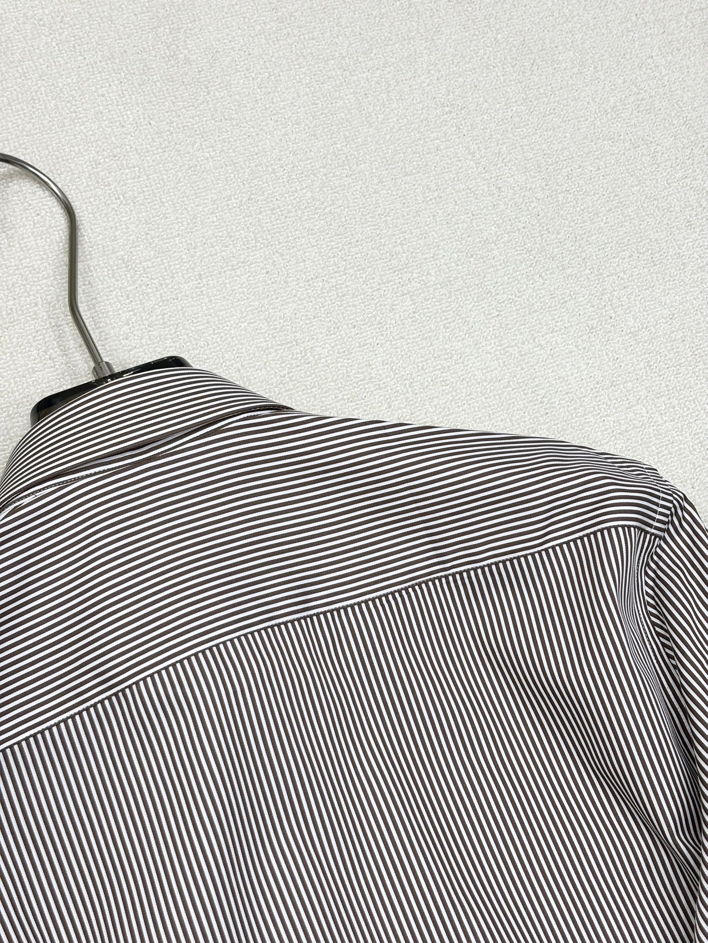 强势上新，新款不断！！！新款衬衫，高级面料高级做工，顶级品质！！！S一XXLS穿125左右m穿140左右