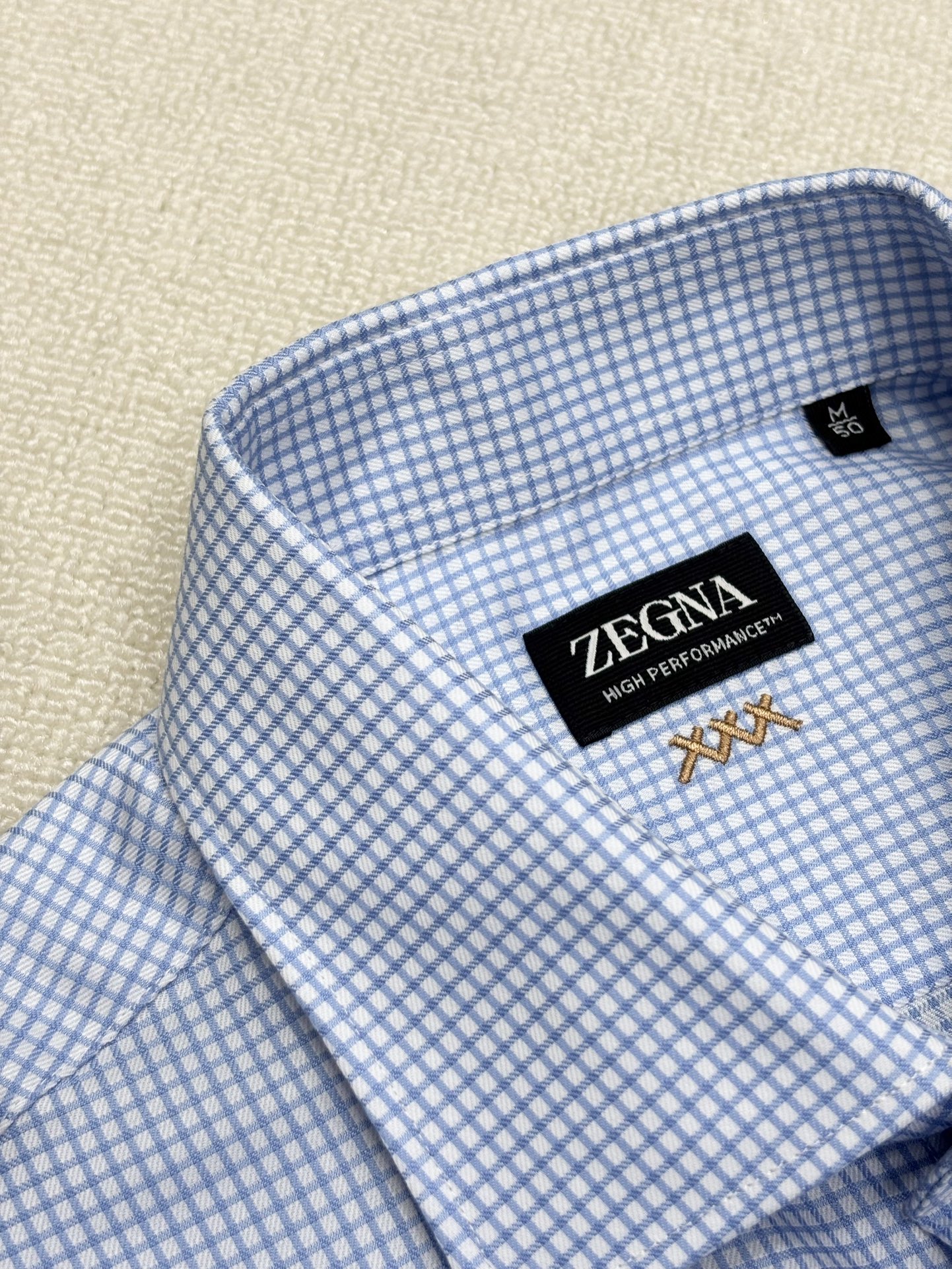 强势上新，新款不断！！！新款衬衫，高级面料高级做工，顶级品质！！！S一XXLS穿125左右m穿140左右