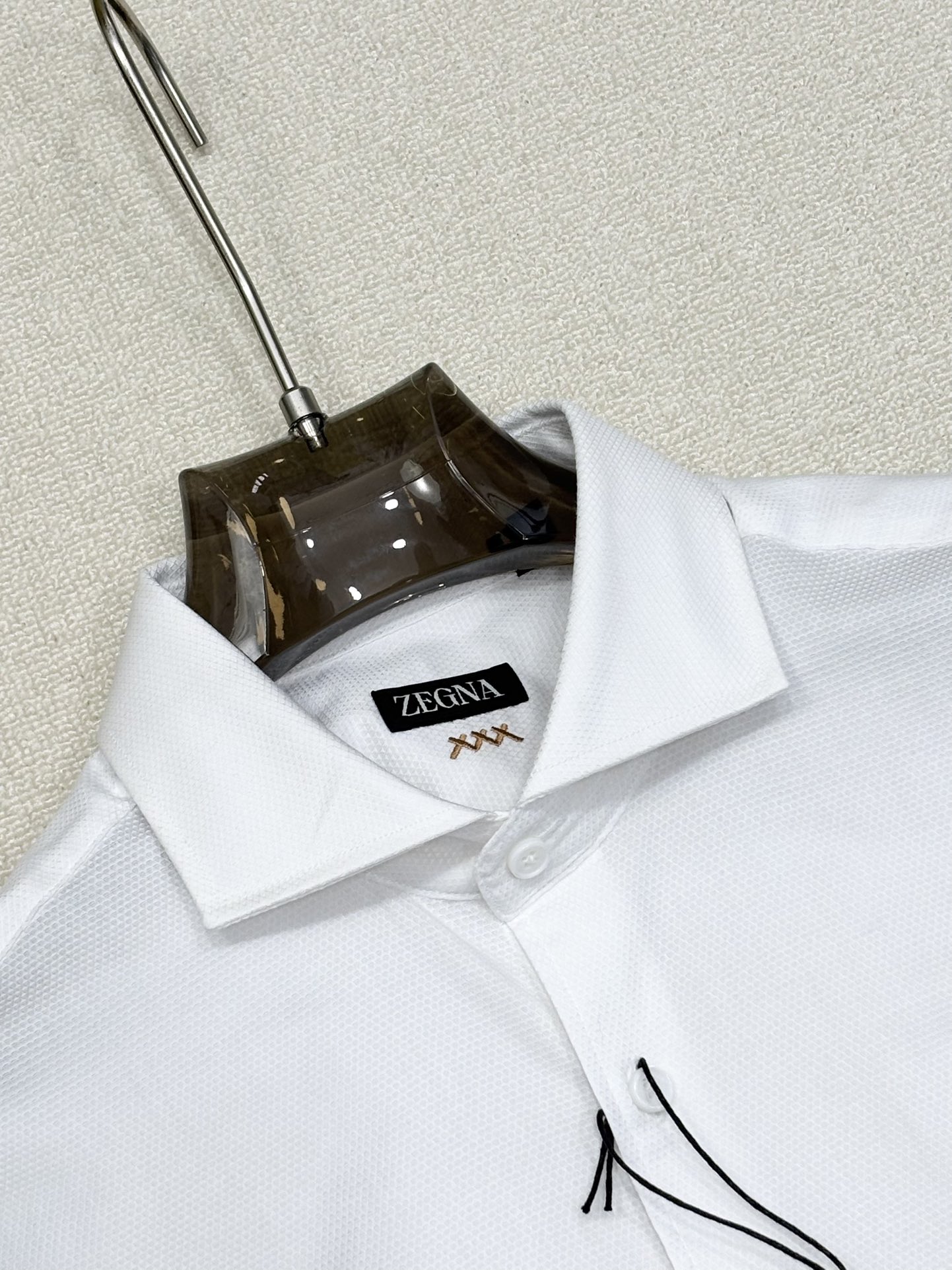 强势上新，新款不断！！！新款衬衫，高级面料高级做工，顶级品质！！！S一XXLS穿125左右m穿140左右