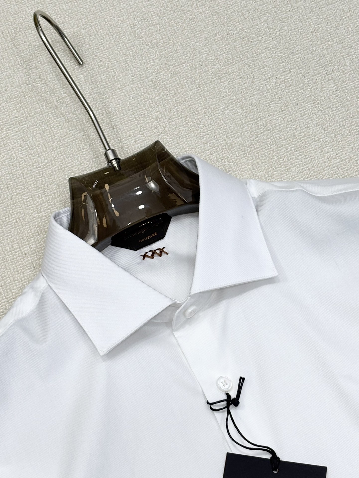 强势上新，新款不断！！！新款衬衫，高级面料高级做工，顶级品质！！！S一XXLS穿125左右m穿140左右