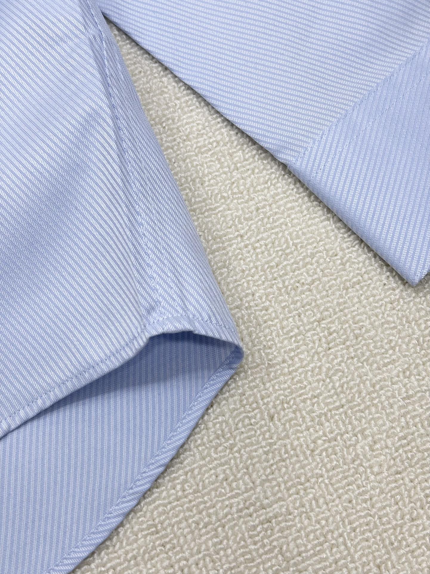 强势上新，新款不断！！！新款衬衫，高级面料高级做工，顶级品质！！！S一XXLS穿125左右m穿140左右