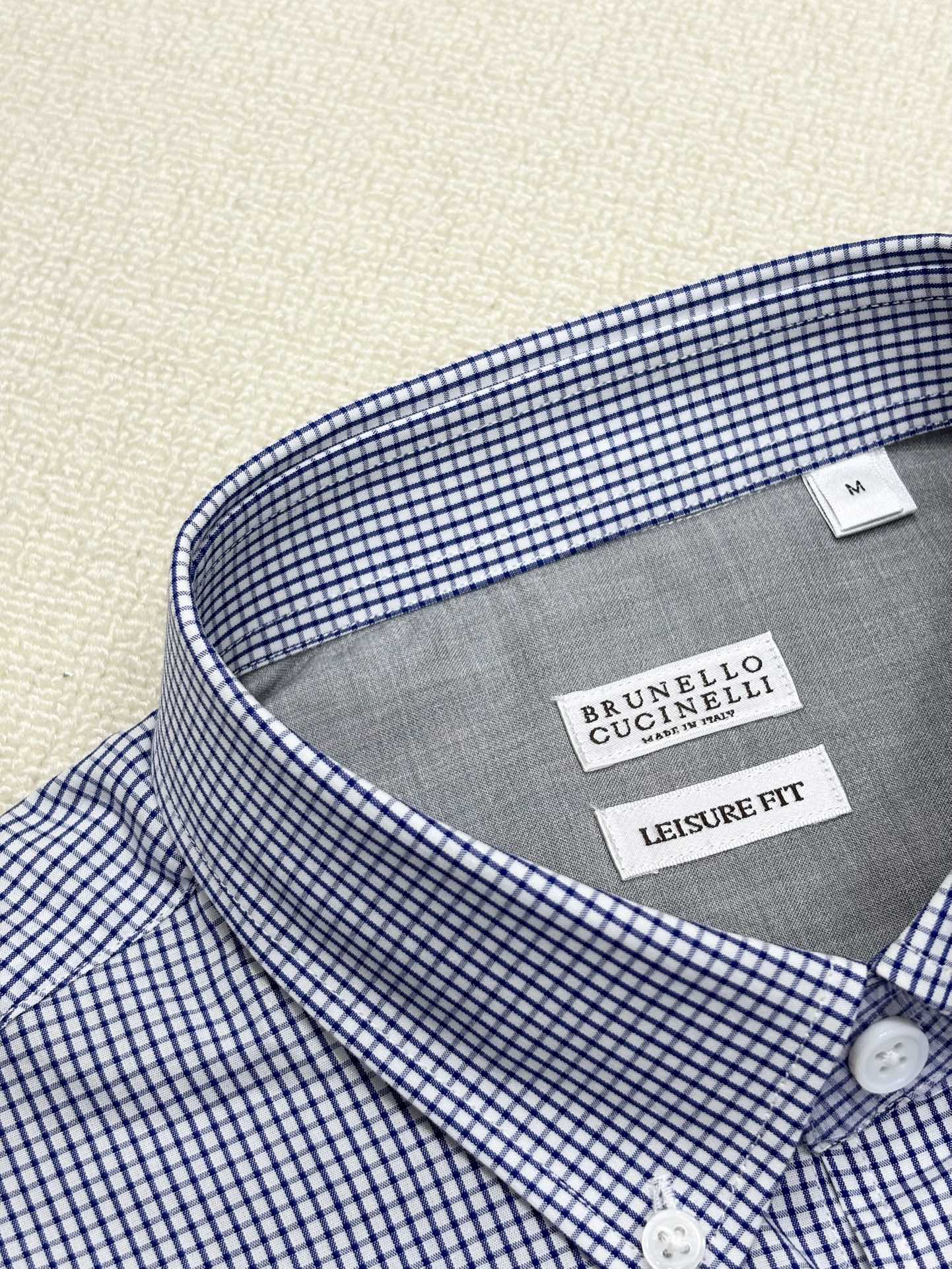 强势上新，新款不断！！！新款衬衫，高级面料高级做工，顶级品质！！！S一XXLS穿125左右m穿140左右