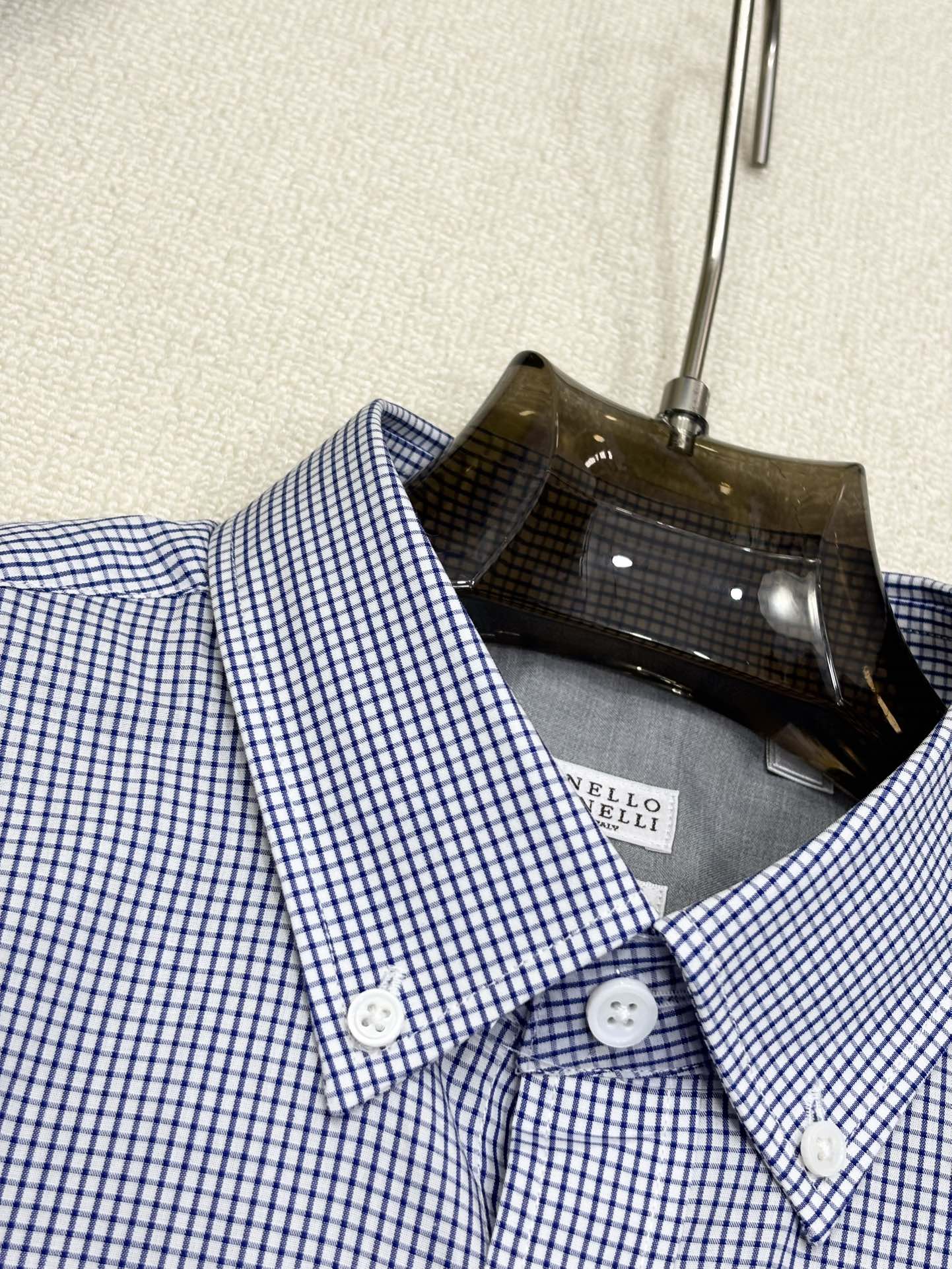 强势上新，新款不断！！！新款衬衫，高级面料高级做工，顶级品质！！！S一XXLS穿125左右m穿140左右