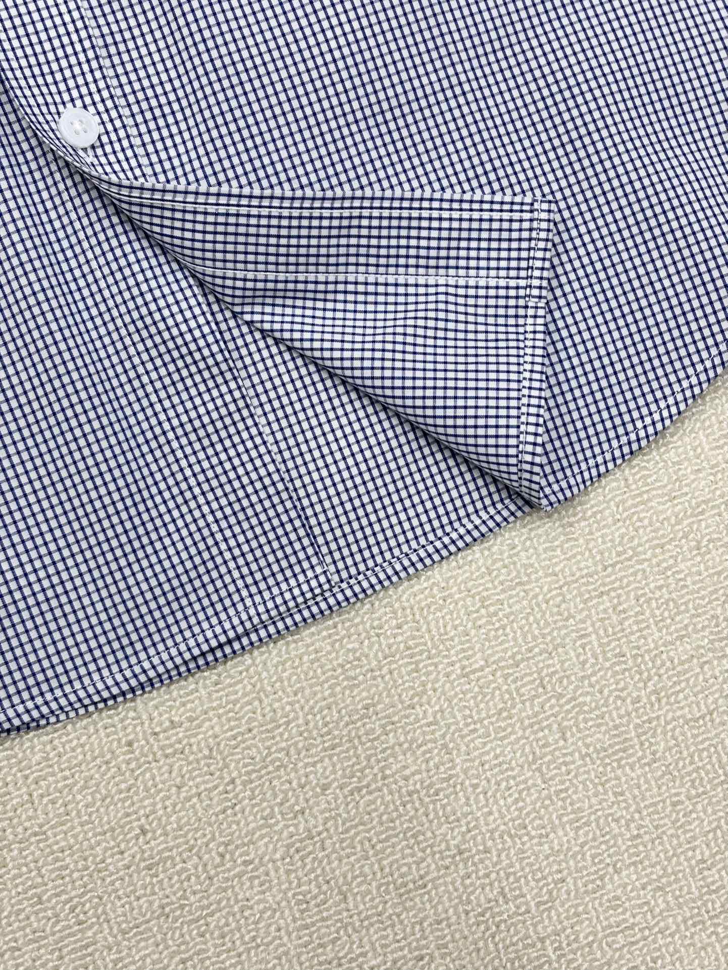 强势上新，新款不断！！！新款衬衫，高级面料高级做工，顶级品质！！！S一XXLS穿125左右m穿140左右