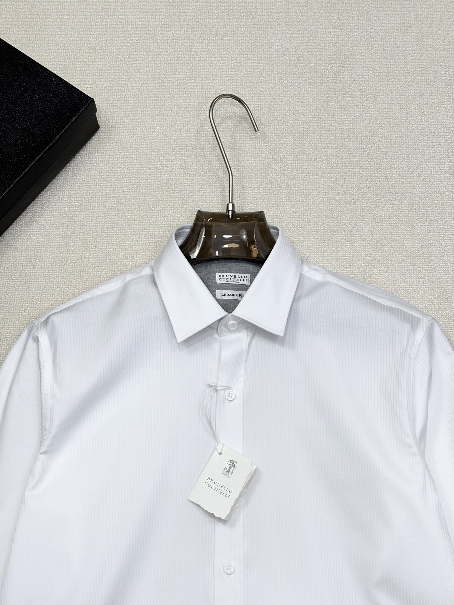 强势上新，新款不断！！！新款衬衫，高级面料高级做工，顶级品质！！！S一XXLS穿125左右m穿140左右