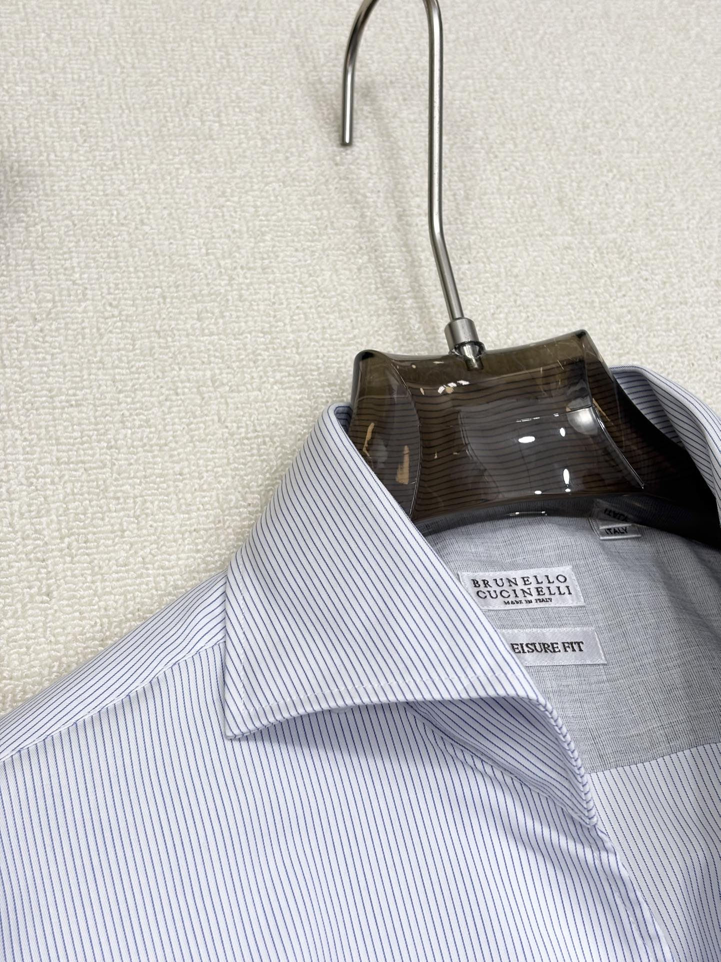 强势上新，新款不断！！！新款衬衫，高级面料高级做工，顶级品质！！！S一XXLS穿125左右m穿140左右