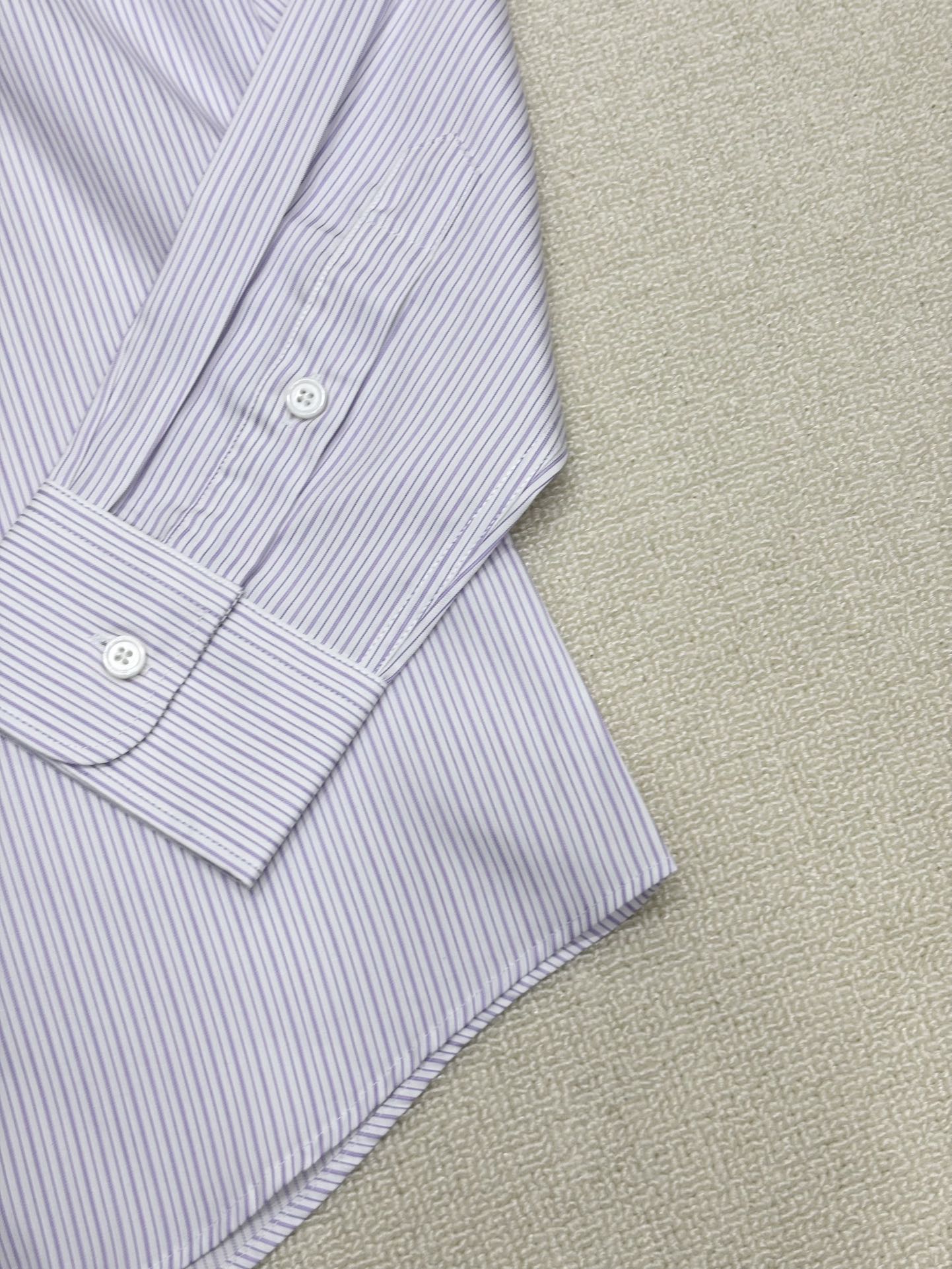 强势上新，新款不断！！！新款衬衫，高级面料高级做工，顶级品质！！！S一XXLS穿125左右m穿140左右