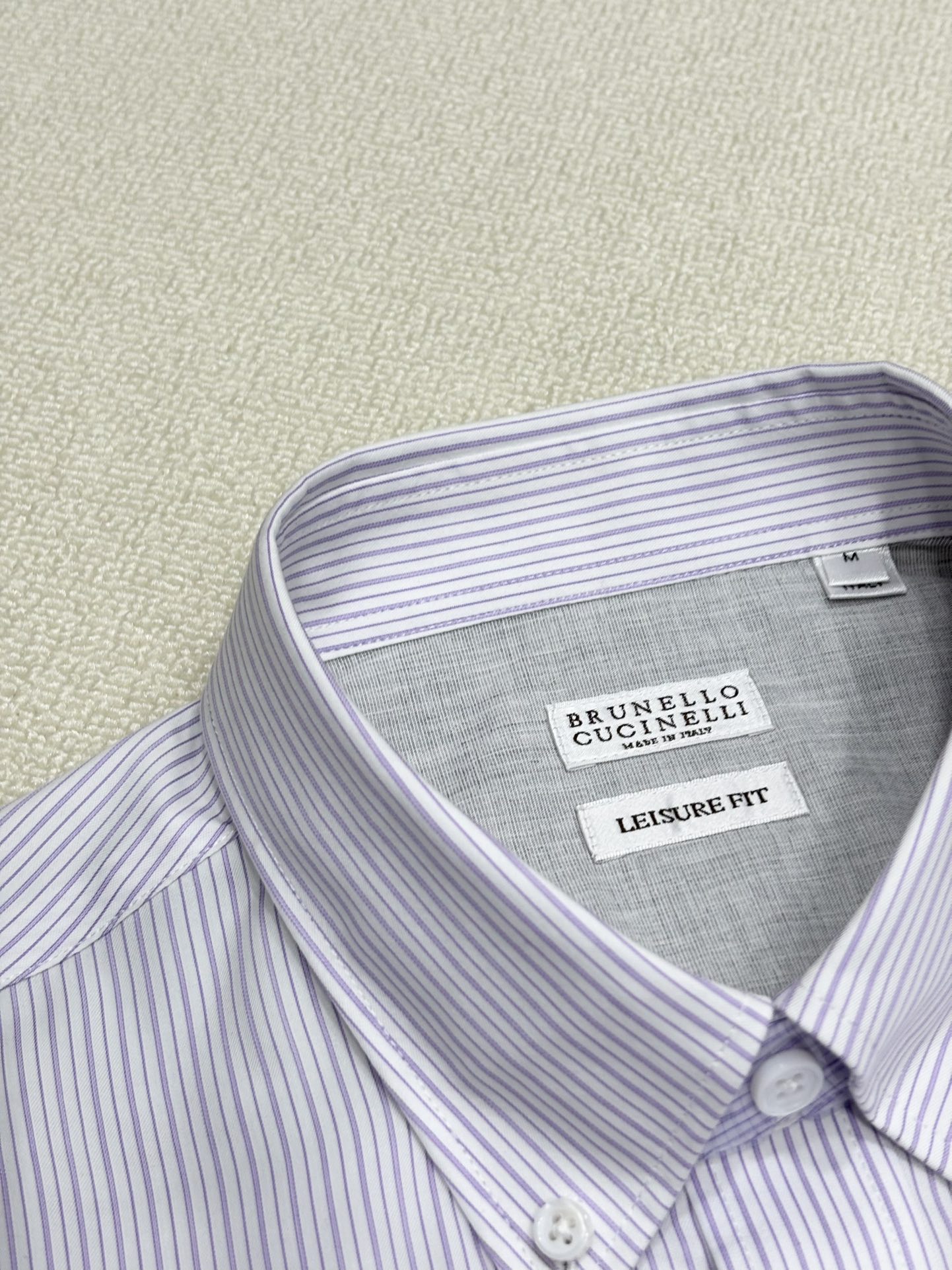 强势上新，新款不断！！！新款衬衫，高级面料高级做工，顶级品质！！！S一XXLS穿125左右m穿140左右