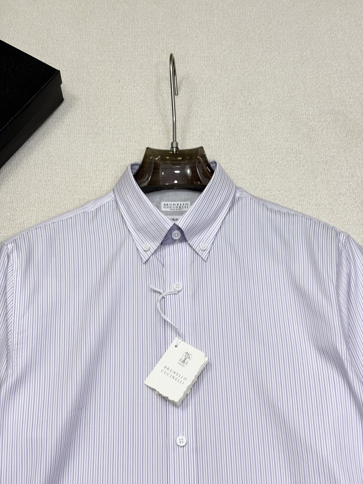 强势上新，新款不断！！！新款衬衫，高级面料高级做工，顶级品质！！！S一XXLS穿125左右m穿140左右