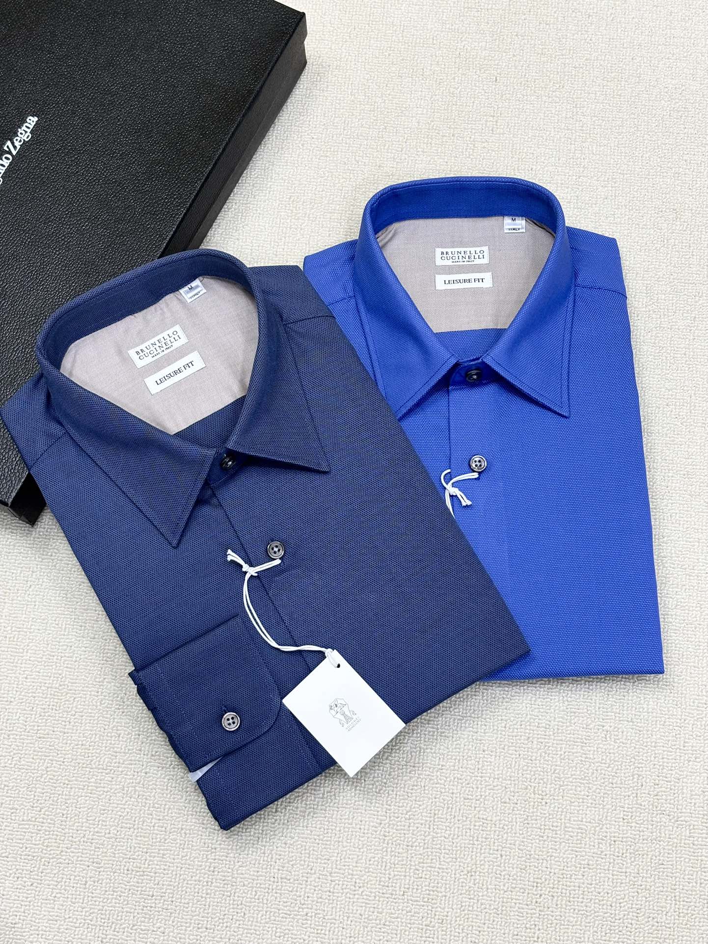 强势上新，新款不断！！！新款衬衫，高级面料高级做工，顶级品质！！！S一XXLS穿125左右m穿140左右