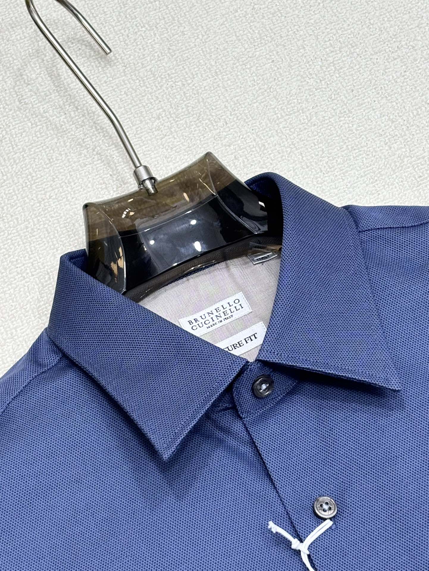 强势上新，新款不断！！！新款衬衫，高级面料高级做工，顶级品质！！！S一XXLS穿125左右m穿140左右