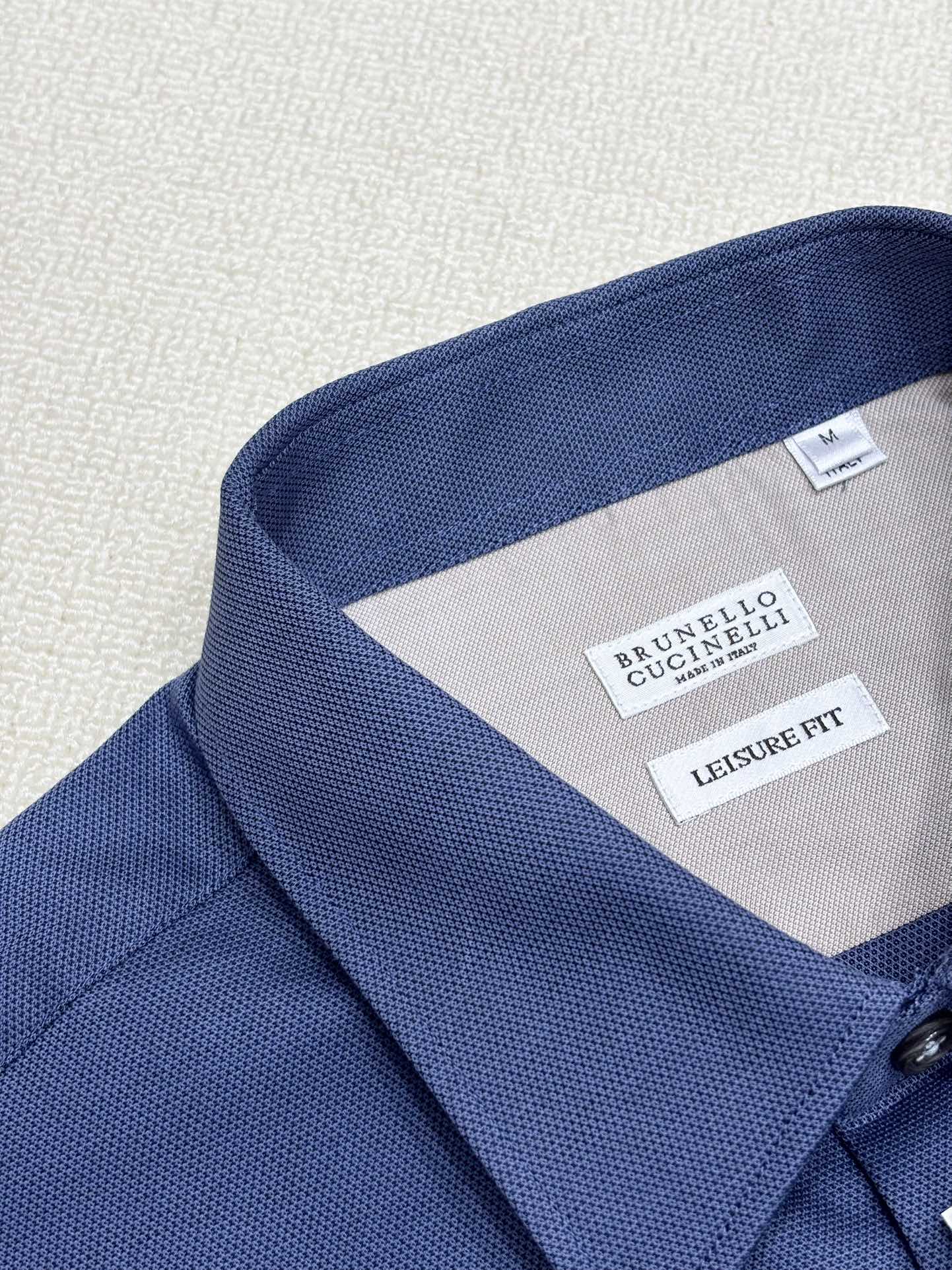 强势上新，新款不断！！！新款衬衫，高级面料高级做工，顶级品质！！！S一XXLS穿125左右m穿140左右