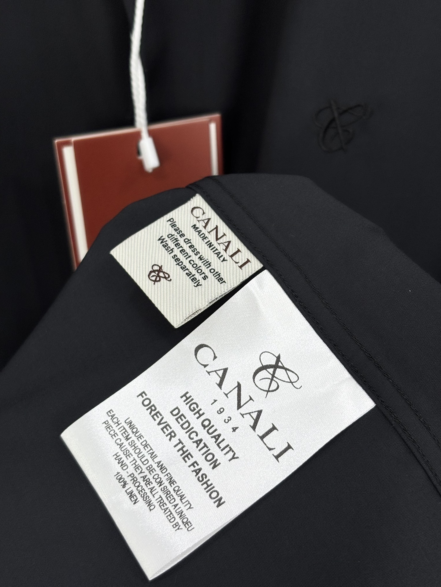 强势上新，新款不断！！！新款衬衫，高级面料高级做工，顶级品质！！！S一XXLS穿125左右m穿140左右