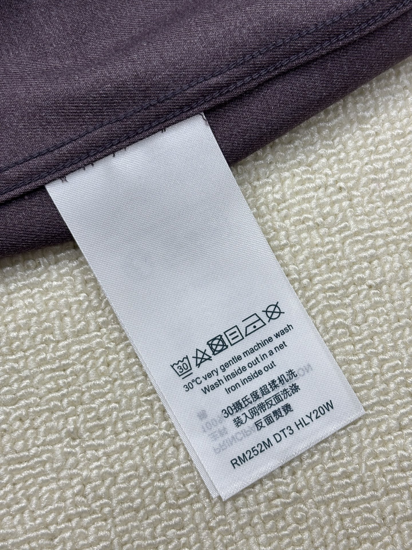 强势上新，新款不断！！！新款衬衫，高级面料高级做工，顶级品质！！！S一XXLS穿125左右m穿140左右