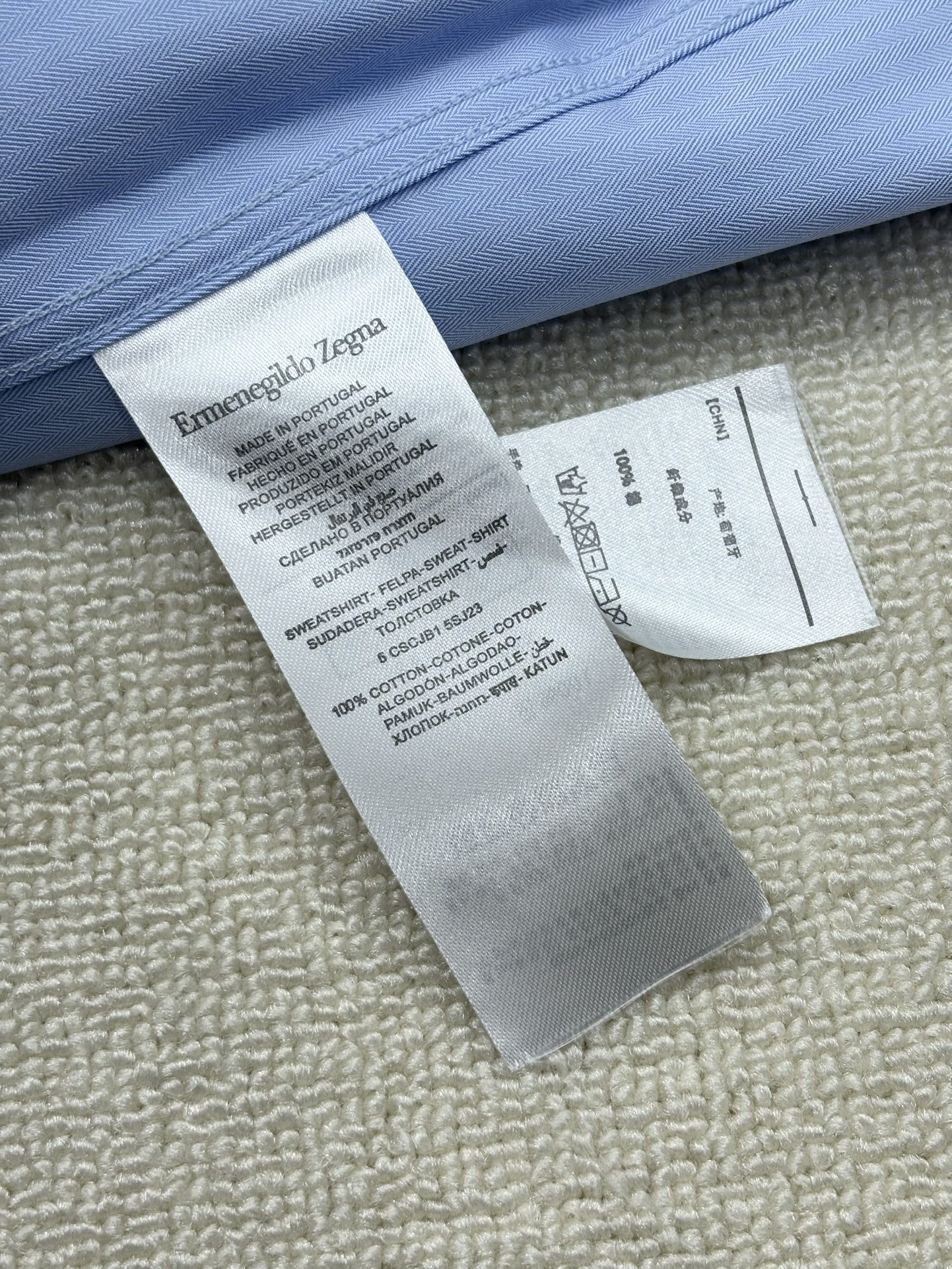强势上新，新款不断！！！新款衬衫，高级面料高级做工，顶级品质！！！S一XXLS穿125左右m穿140左右