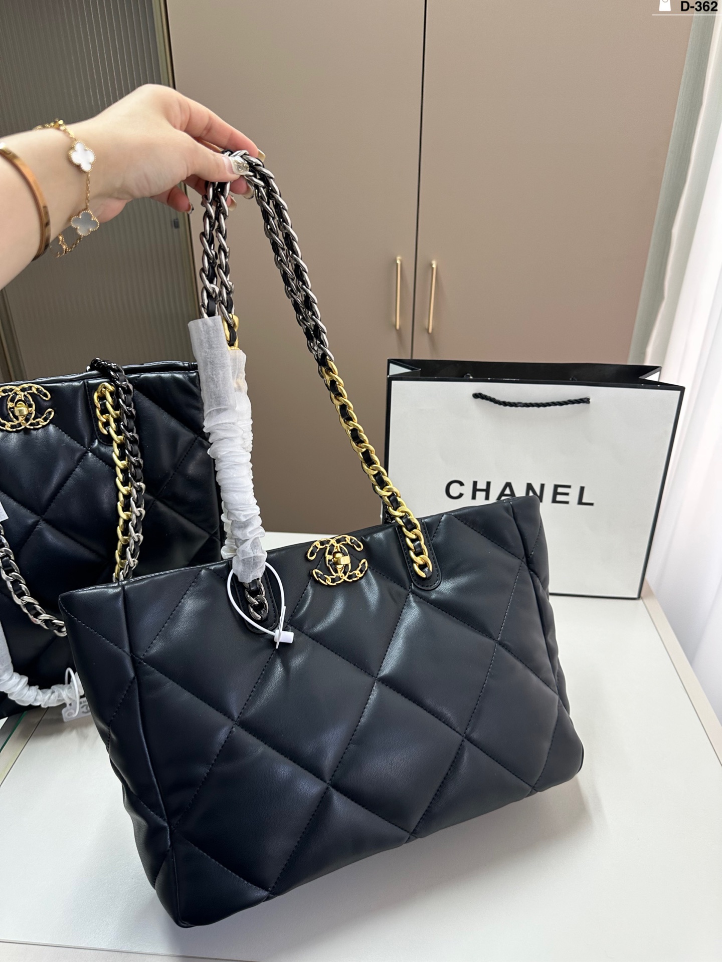 Yupoo Gucci Bags Watches Nike Clothing Jordan Yeezy Balenciaga Shoes

