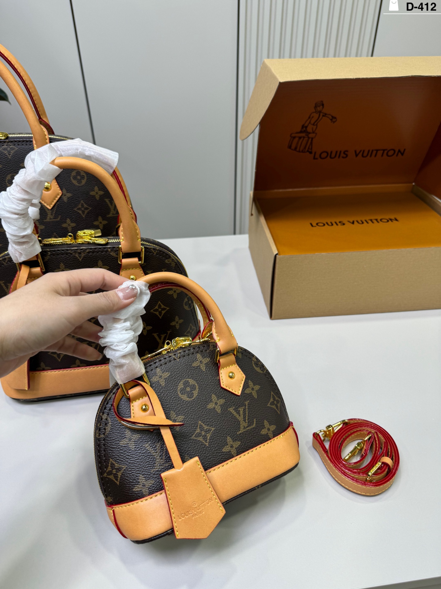 18cmp150 | D-412 Size 30×27/25×18/18×14 | Lv Louis Vuitton Shell Bag | Sweet And Cool, A Versatile Fashion | A Must-have Item For Every Cool Girl