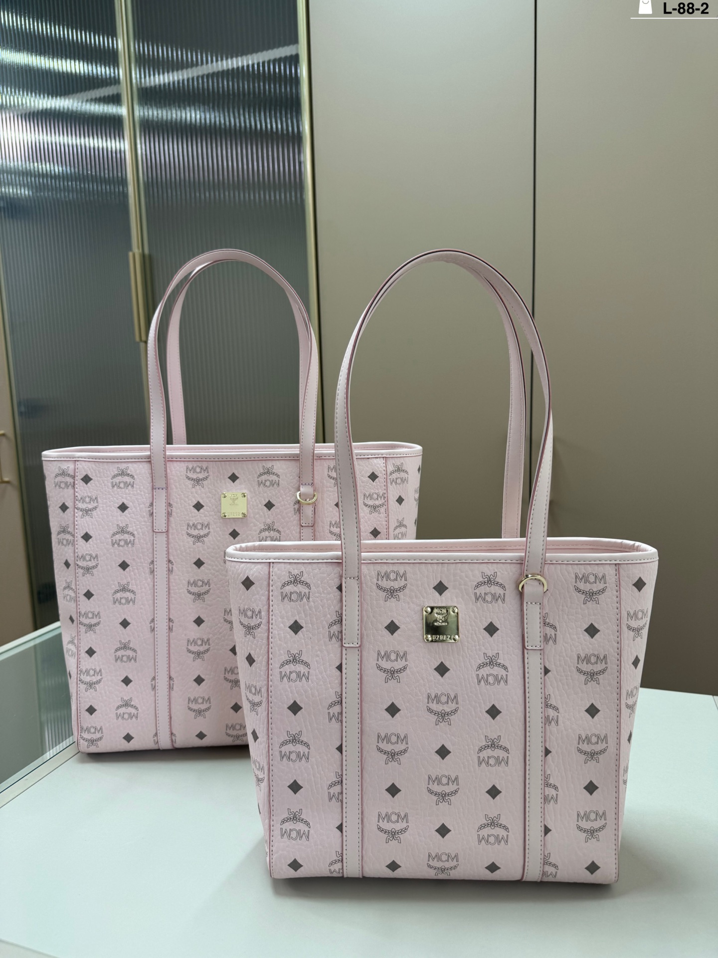 MCM bolsa de compras Pp185 p180