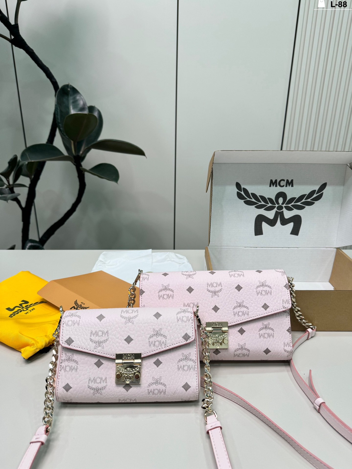 MCM sobre de cadena Pp150 p145