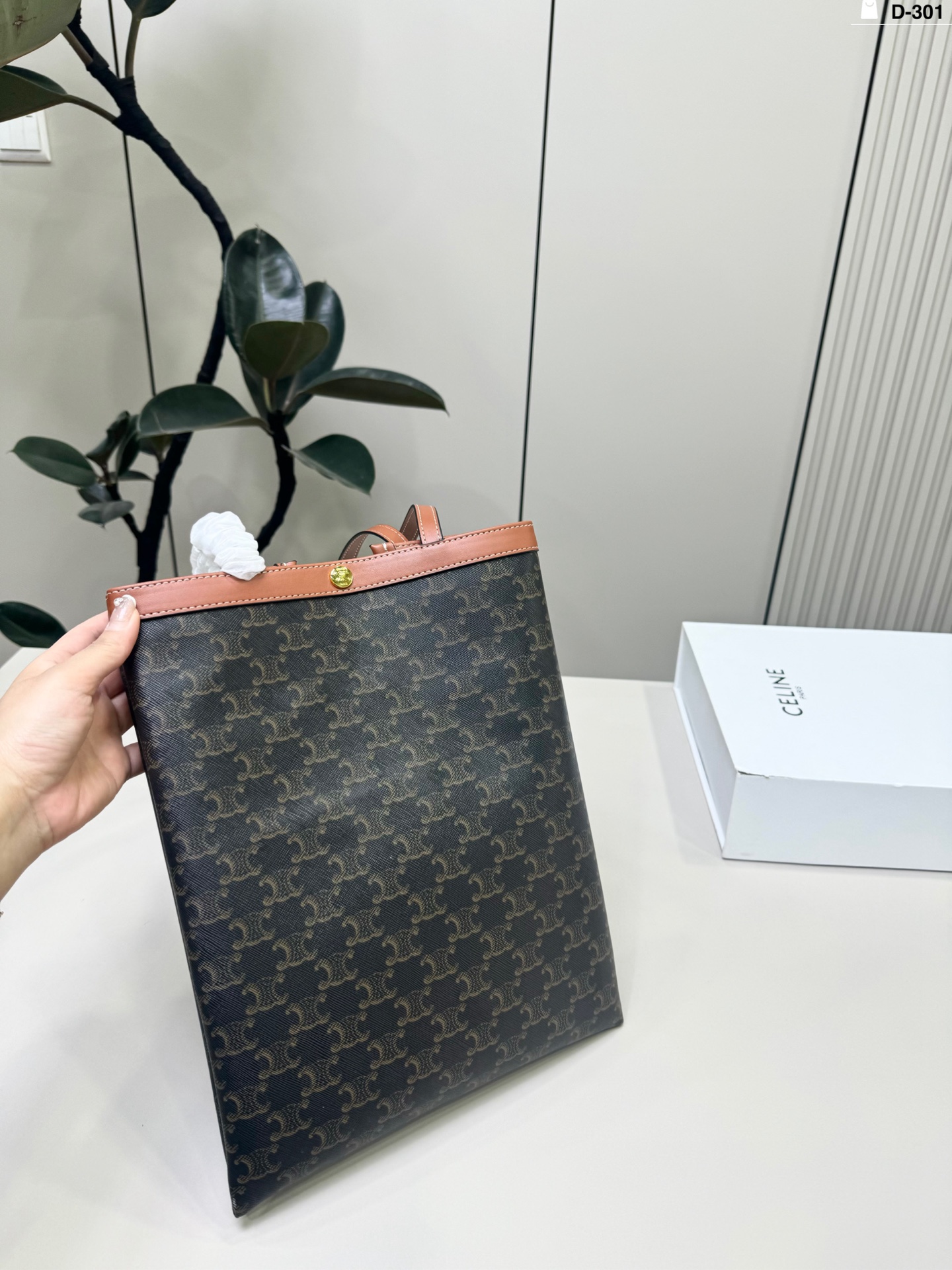 _dAM9s5pnr3D4WGvgmzDfUBJ29hi8FcrorZF2NQg