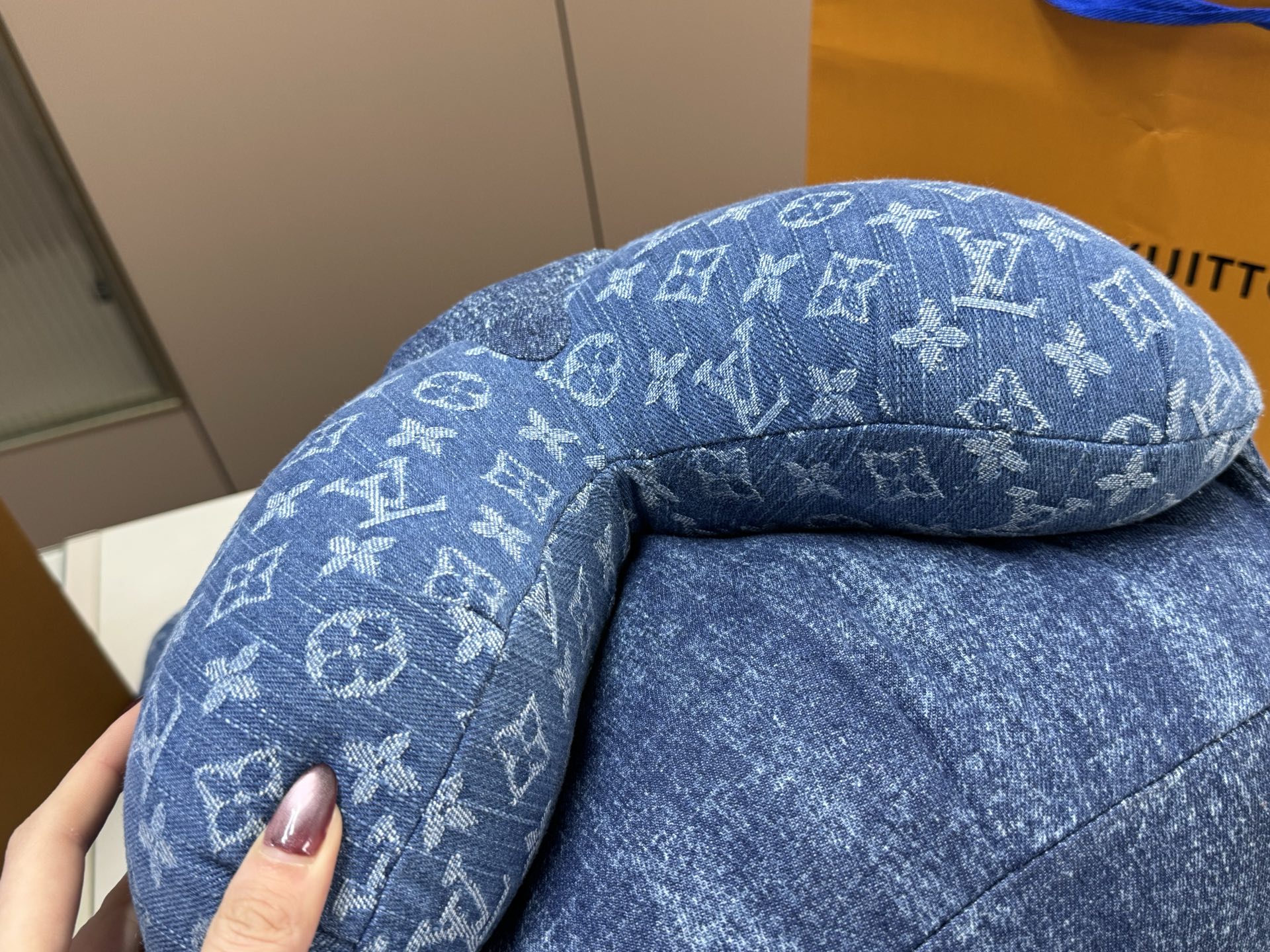 路易威登 Louis Vuitton 高级成衣风衣外套及大衣服饰 #00B23887 9