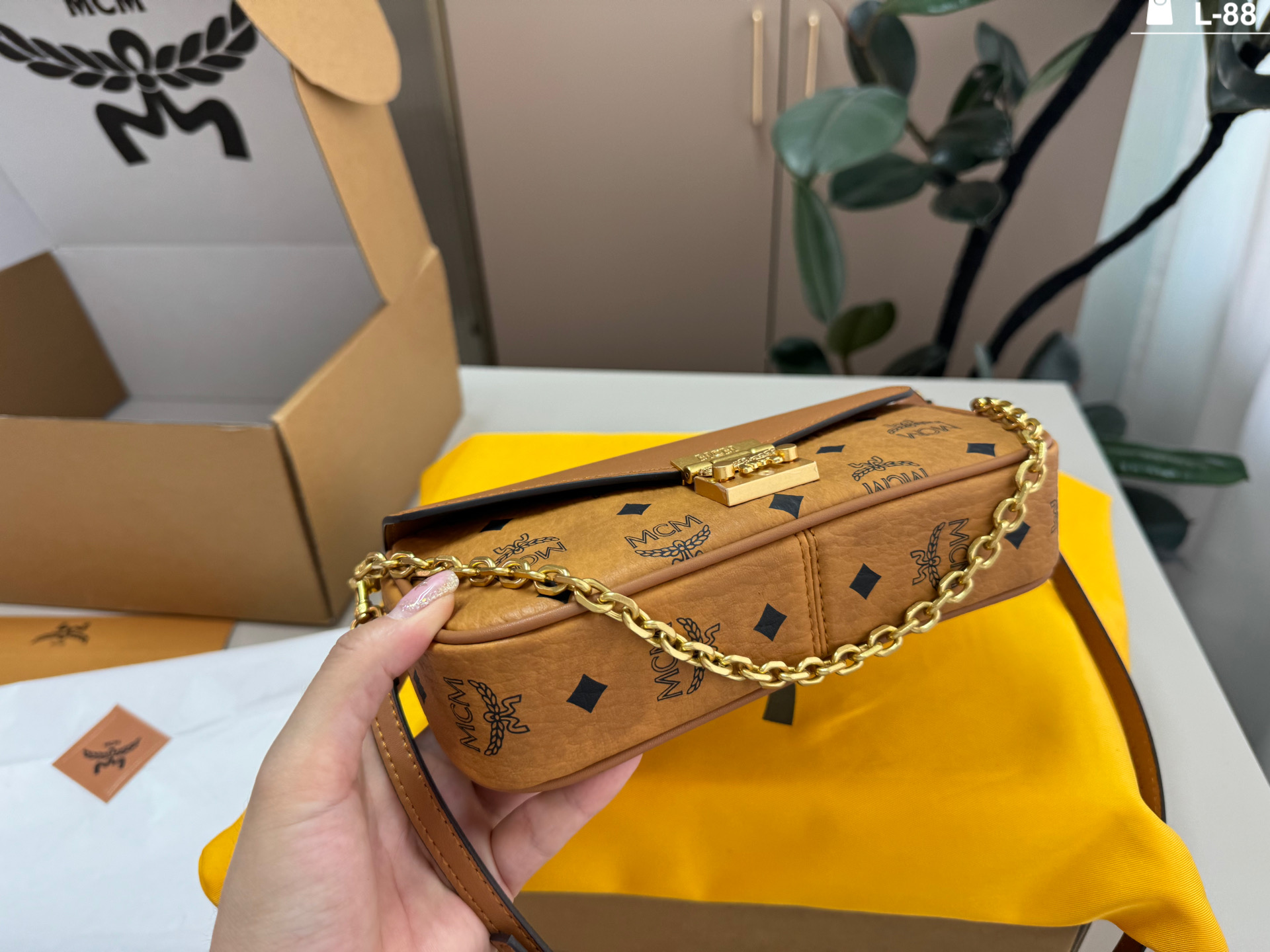 bolso mcm — photo 3